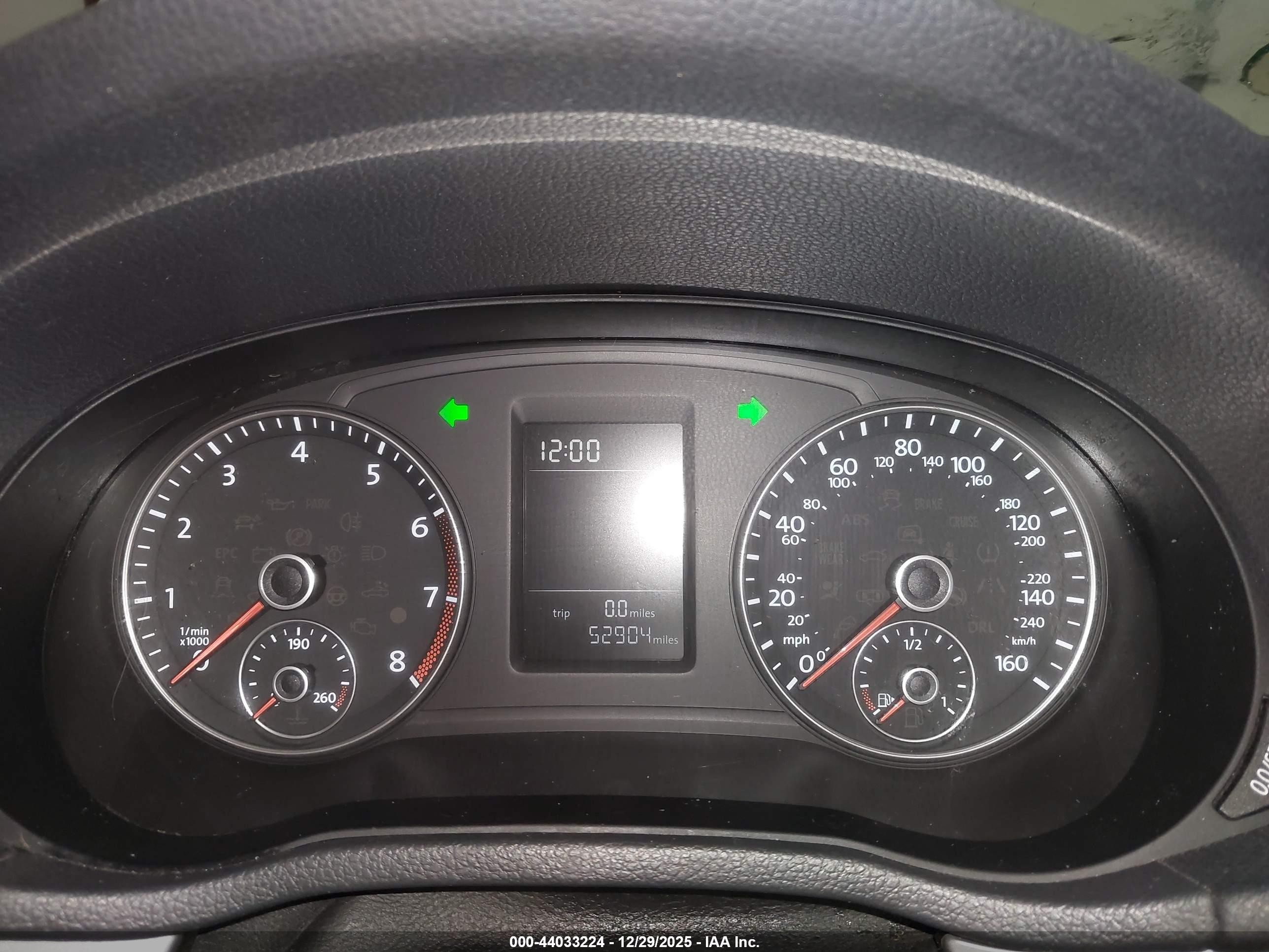 2015 Volkswagen Passat 1.8t S Gold vin: 1VWAS7A36FC062653