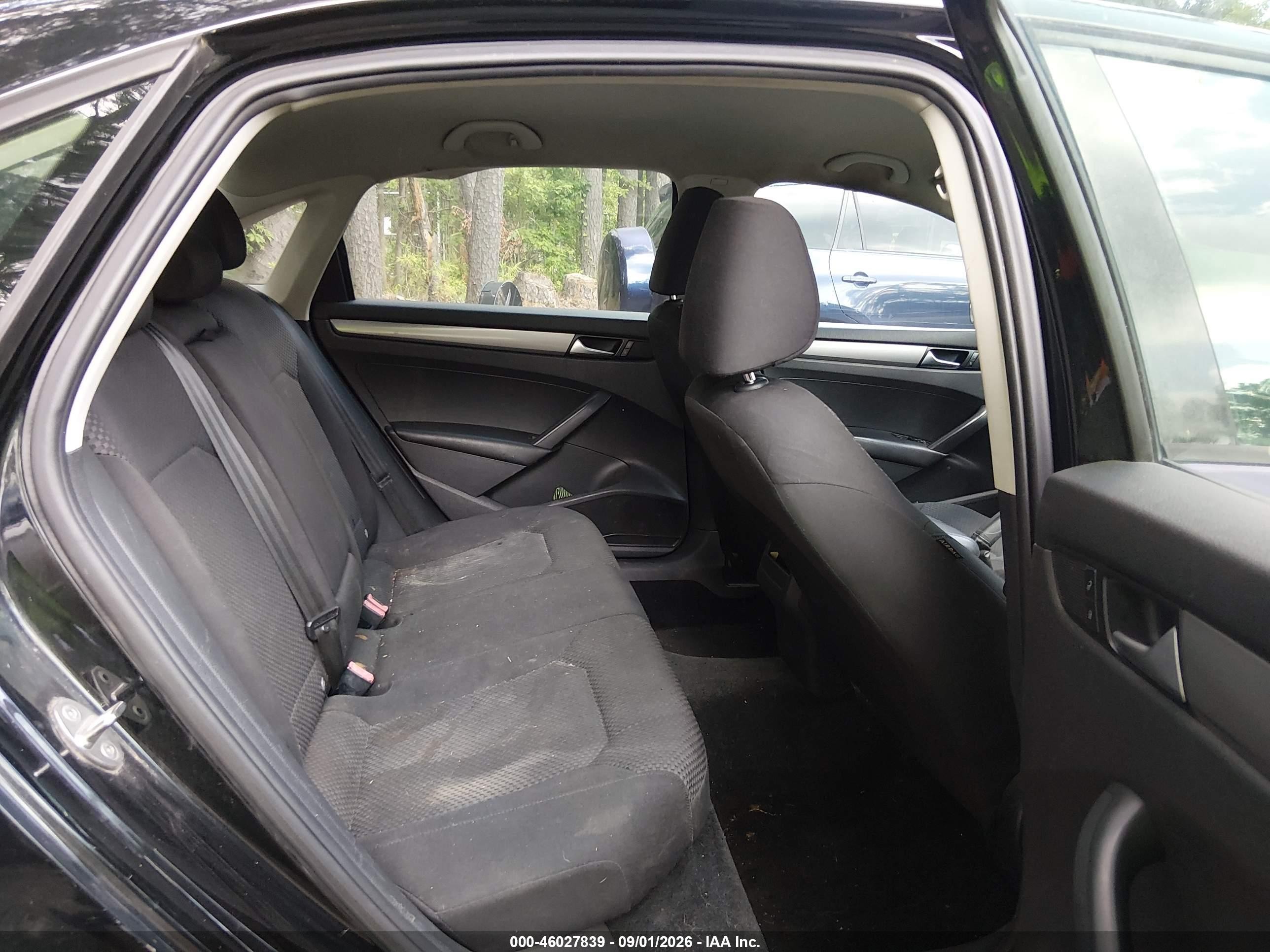 2015 Volkswagen Passat 1.8t S Black vin: 1VWAS7A36FC072258