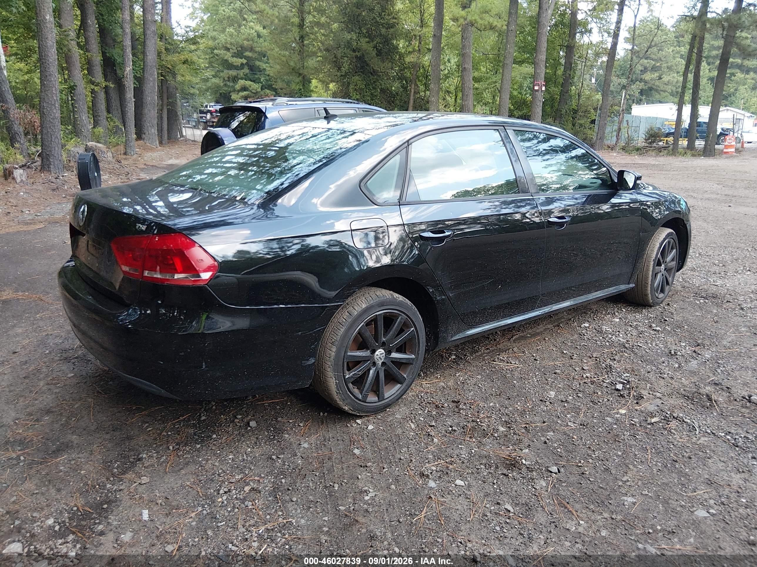2015 Volkswagen Passat 1.8t S Black vin: 1VWAS7A36FC072258