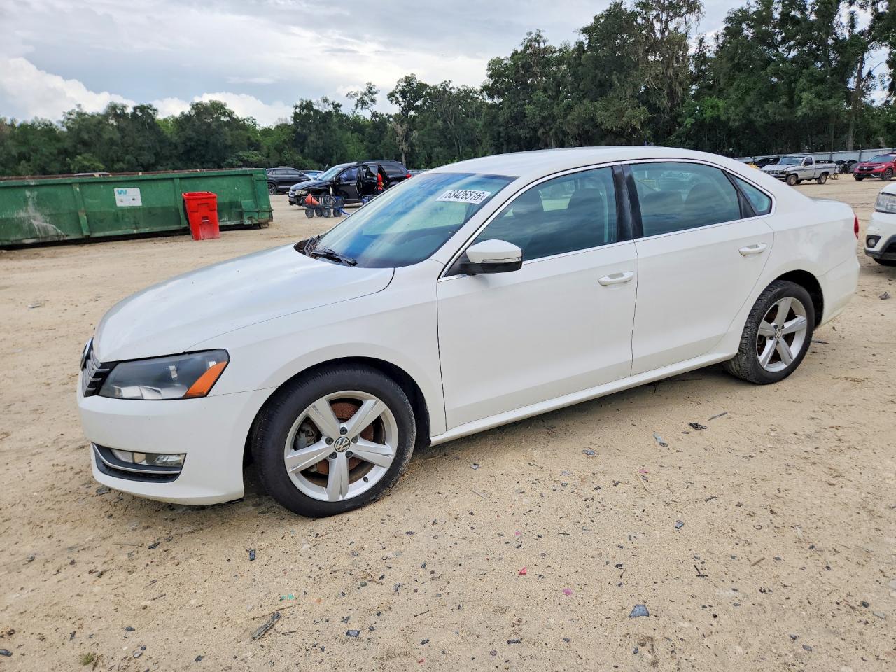 2015 Volkswagen Passat S Белый vin: 1VWAS7A36FC089724