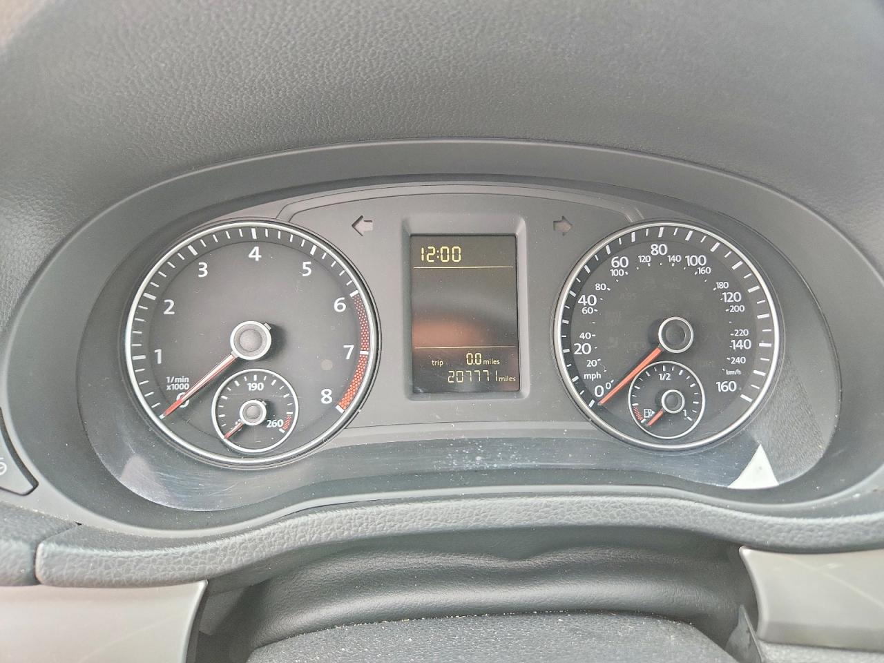 2015 Volkswagen Passat S Белый vin: 1VWAS7A36FC089724