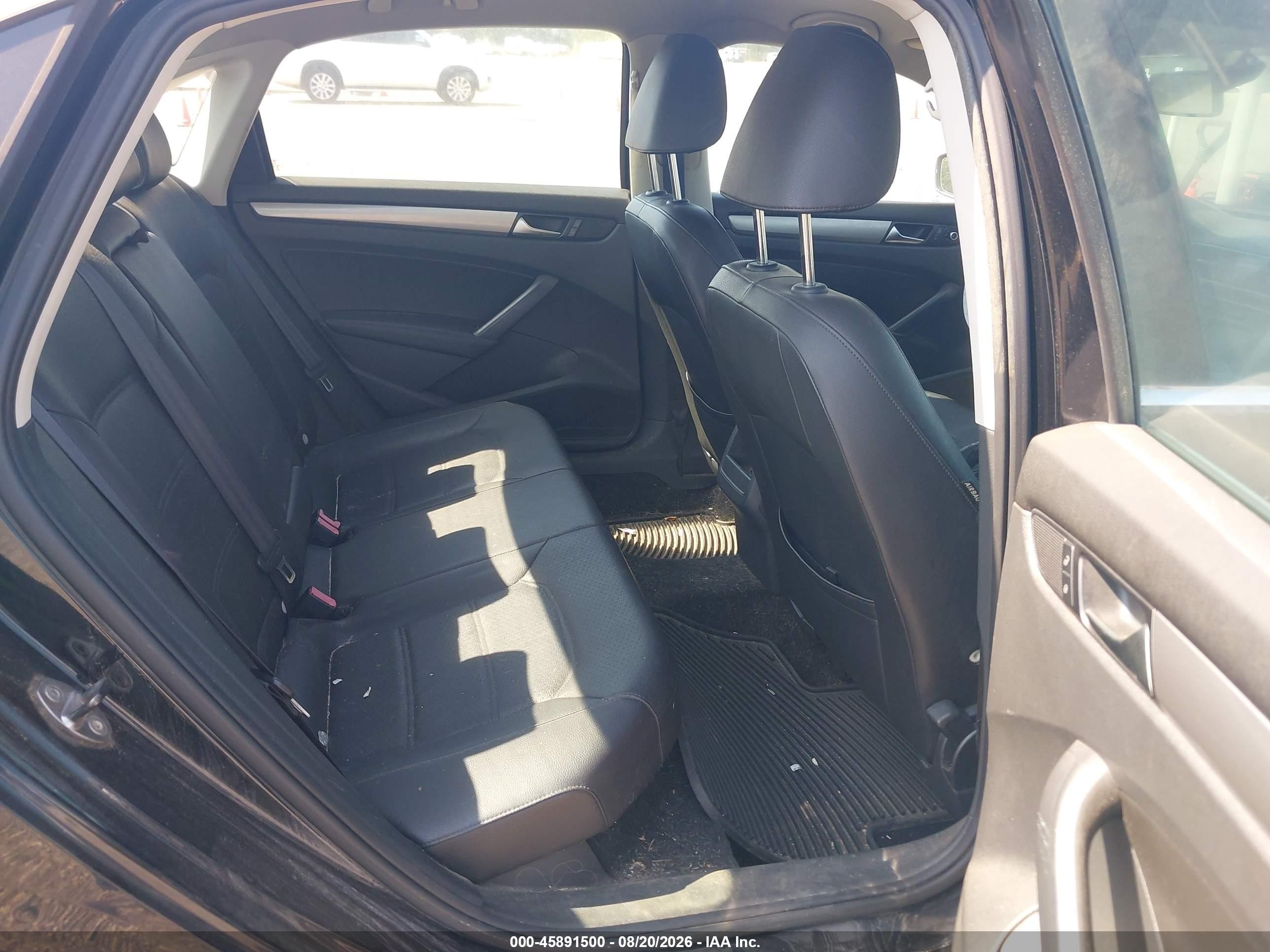 2014 Volkswagen Passat 1.8t S/1.8t Wolfsburg Edition Black vin: 1VWAS7A37EC042684