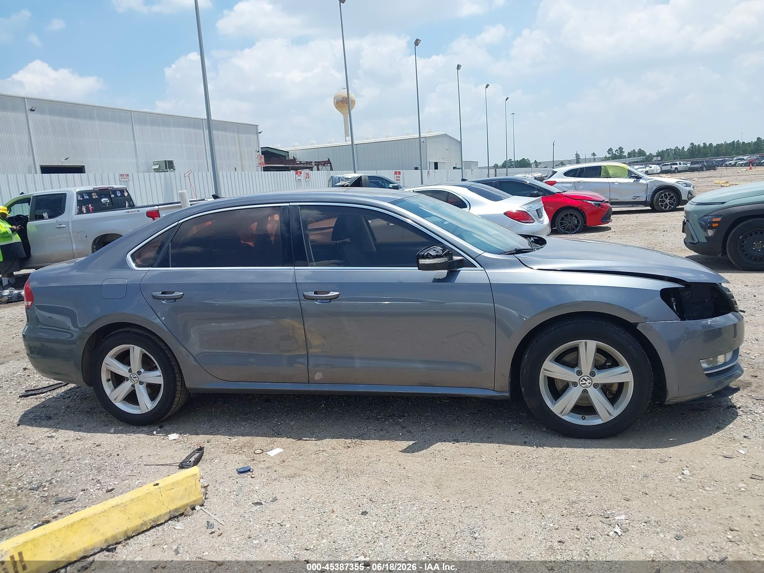 2015 Volkswagen Passat 1.8t Limited Edition Gray vin: 1VWAS7A37FC090090