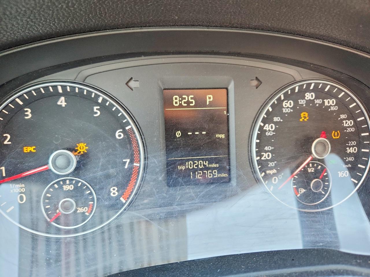 2015 Volkswagen Passat S Красный vin: 1VWAS7A37FC096746