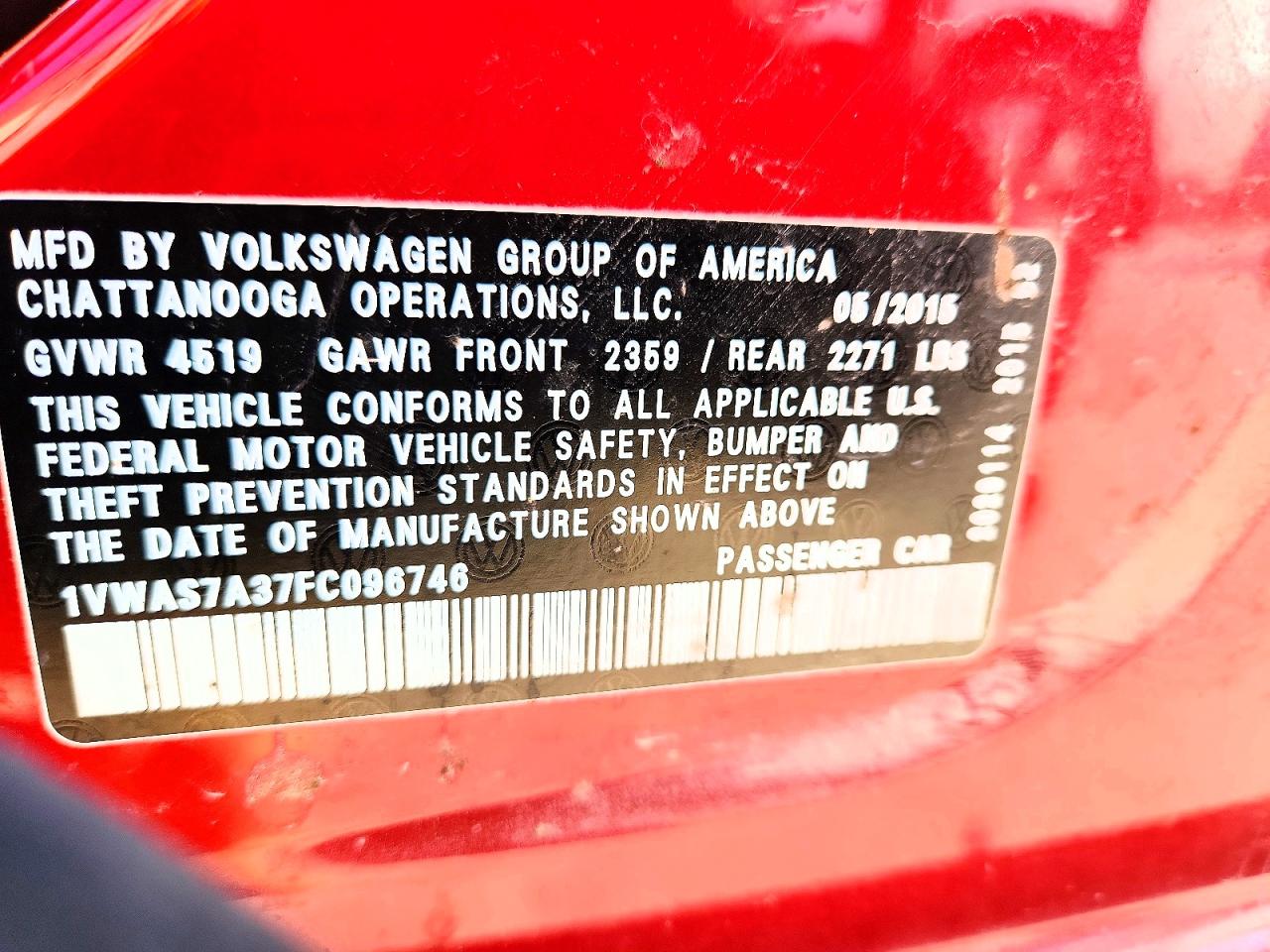 2015 Volkswagen Passat S Красный vin: 1VWAS7A37FC096746