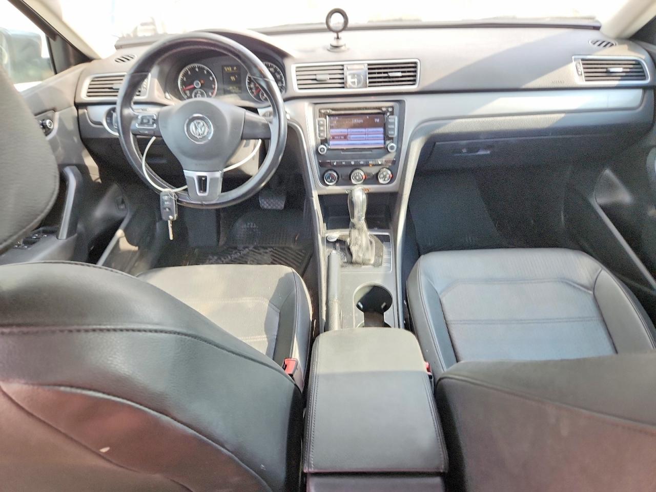 2015 Volkswagen Passat S Gray vin: 1VWAS7A37FC113027