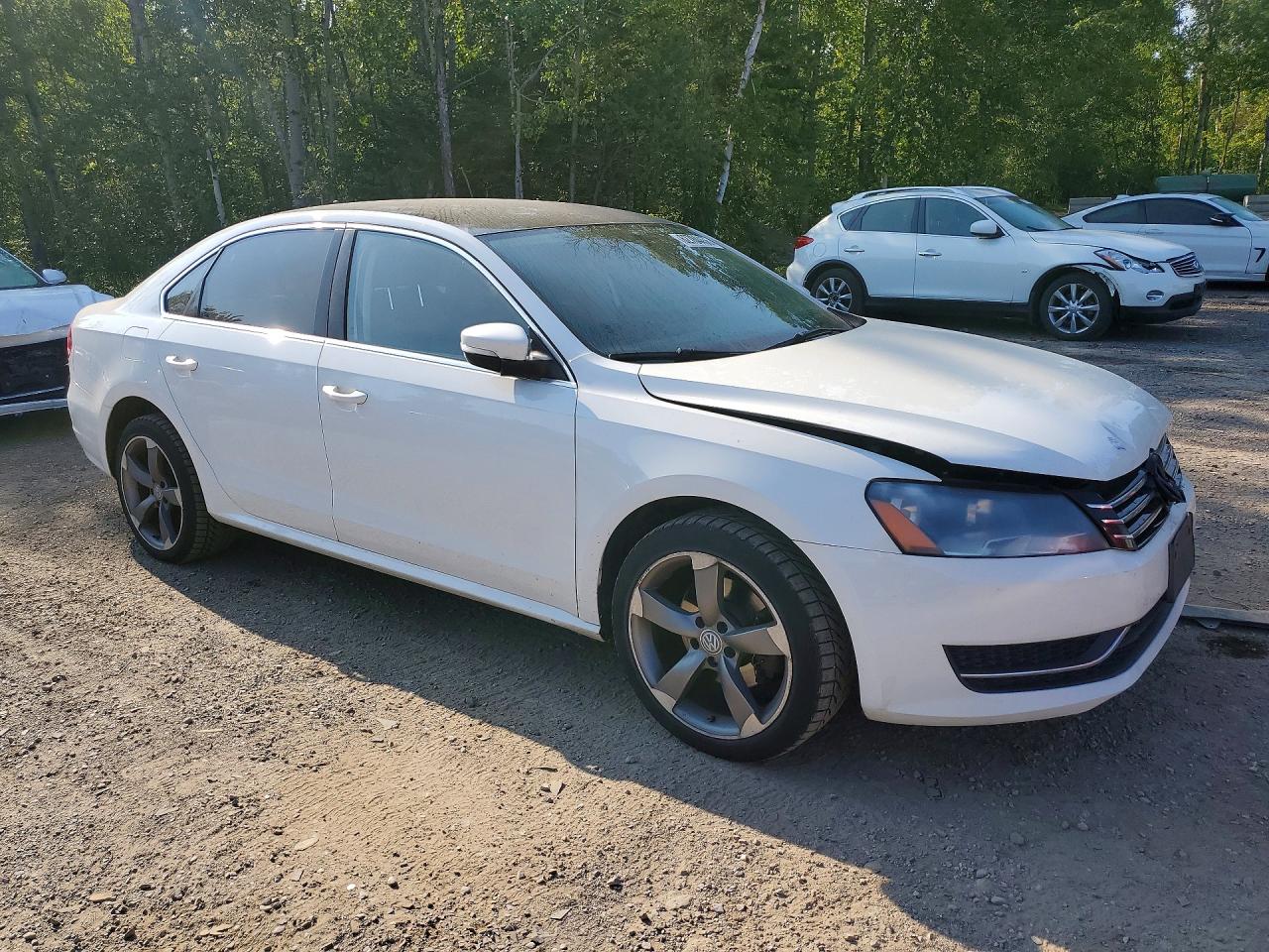 2015 Volkswagen Passat S White vin: 1VWAS7A37FC113142