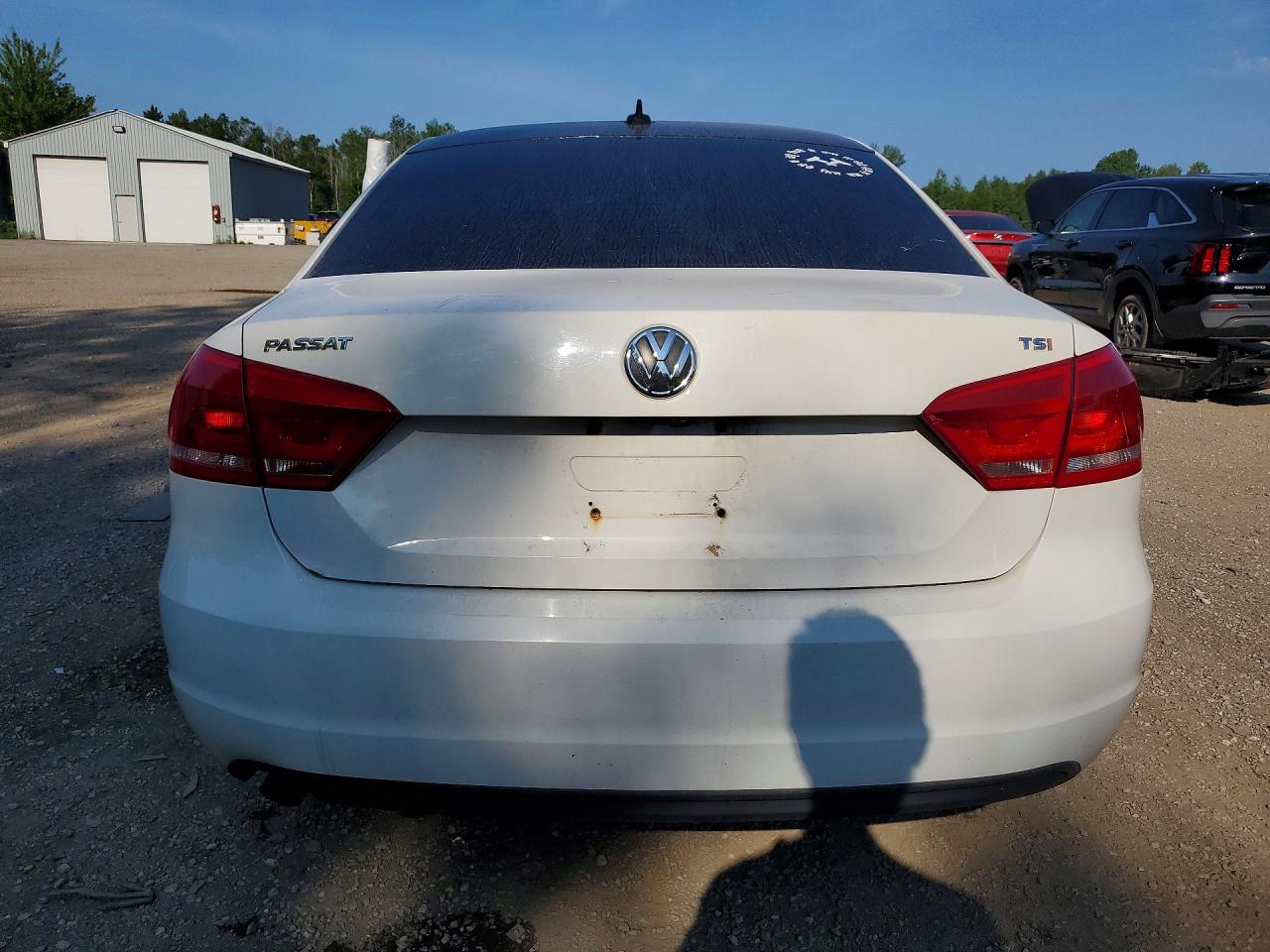 2015 Volkswagen Passat S White vin: 1VWAS7A37FC113142