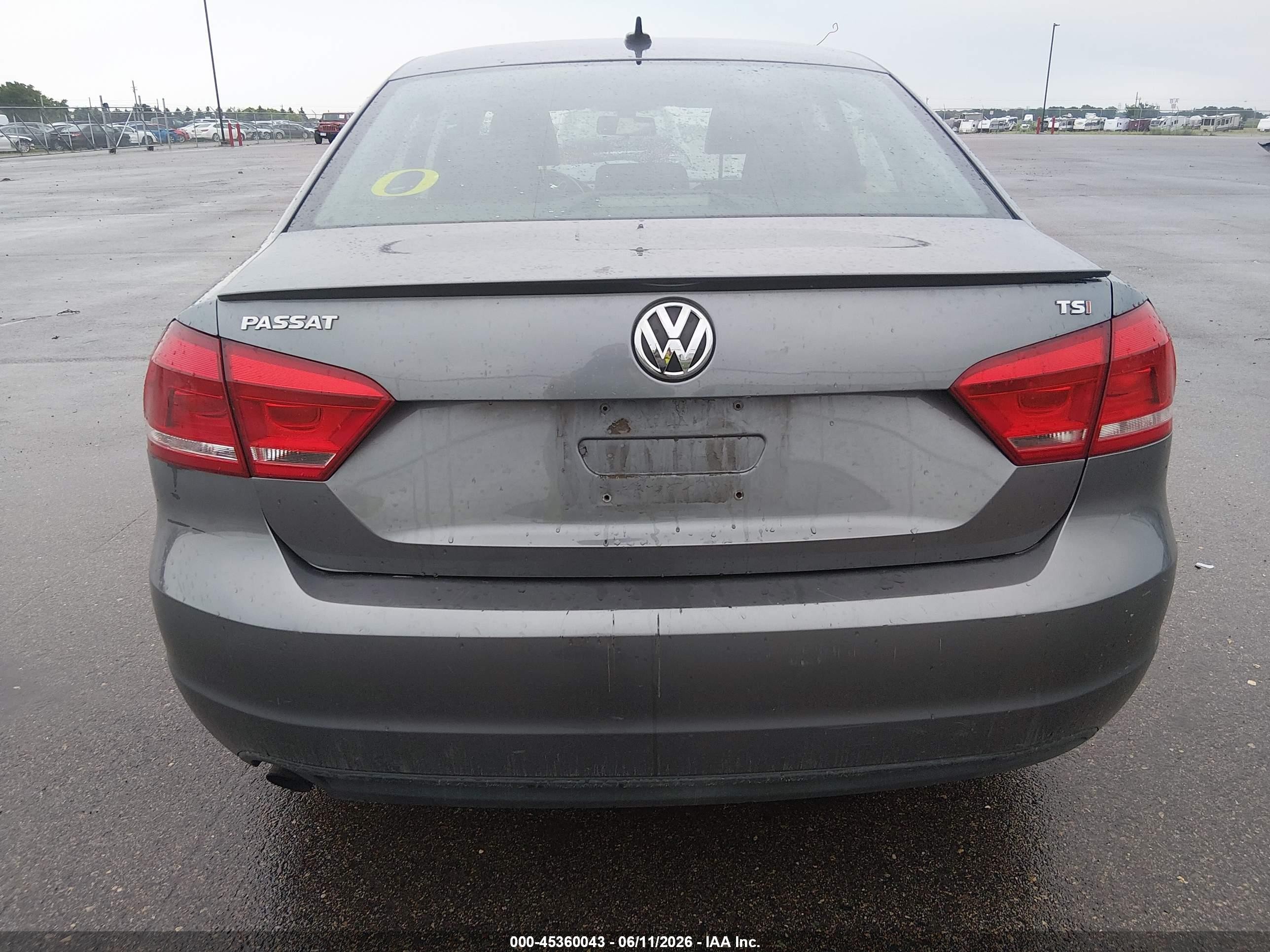 2015 Volkswagen Passat 1.8t Wolfsburg Edition Gray vin: 1VWAS7A38FC002910