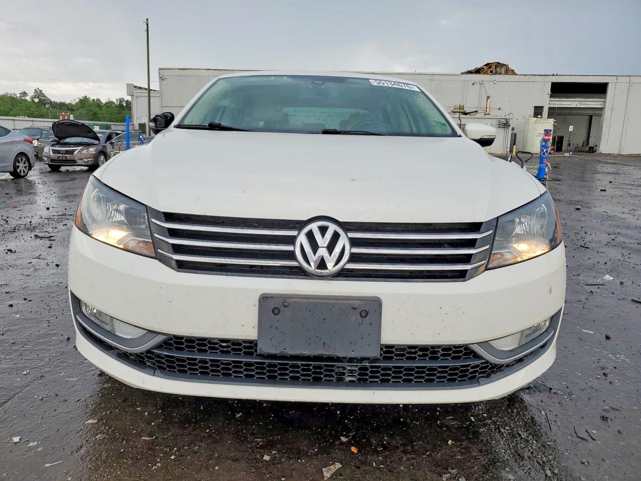 2015 Volkswagen Passat S White vin: 1VWAS7A38FC096058