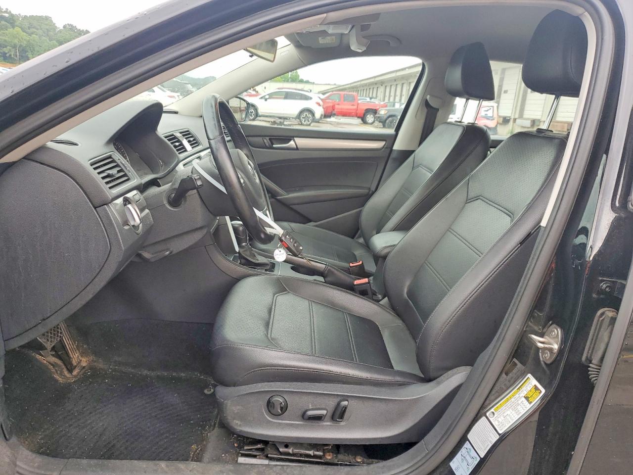 2015 Volkswagen Passat S Black vin: 1VWAS7A38FC110007