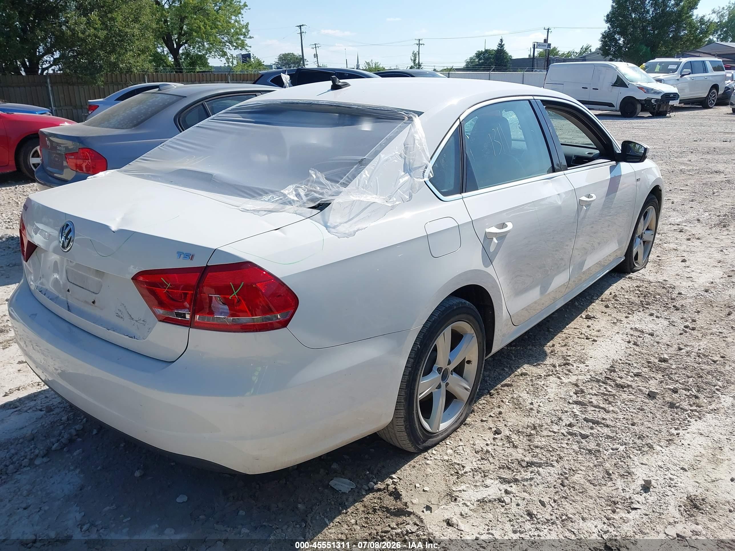 2015 Volkswagen Passat 1.8t Limited Edition White vin: 1VWAS7A38FC111254