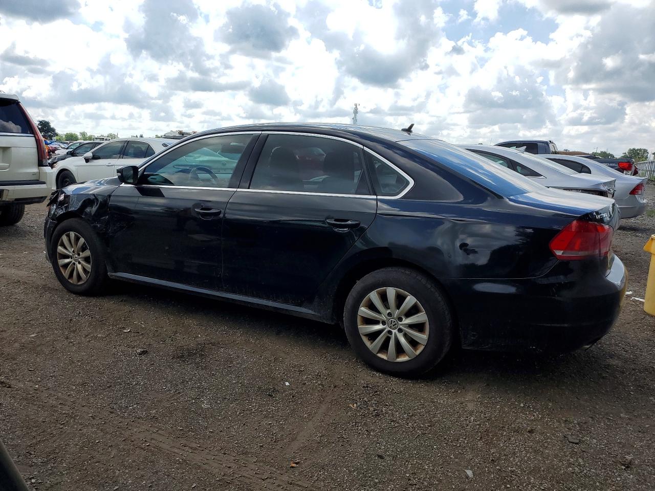 2014 Volkswagen Passat S Black vin: 1VWAS7A39EC094947