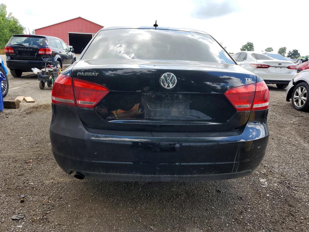 2014 Volkswagen Passat S Black vin: 1VWAS7A39EC094947