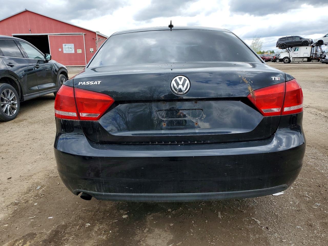 2014 Volkswagen Passat S Black vin: 1VWAS7A39EC110967