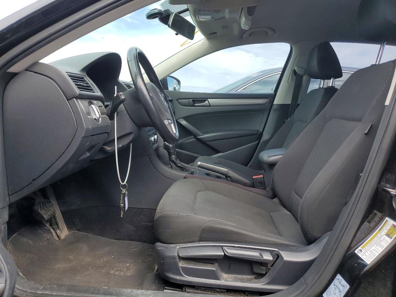 2014 Volkswagen Passat S Black vin: 1VWAS7A39EC110967