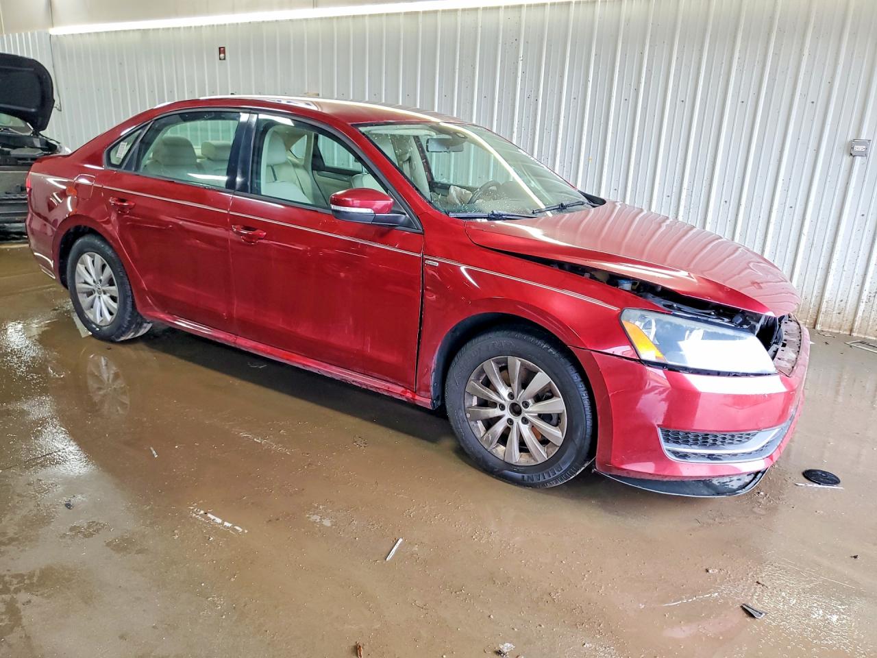 2015 Volkswagen Passat S Red vin: 1VWAS7A39FC041506