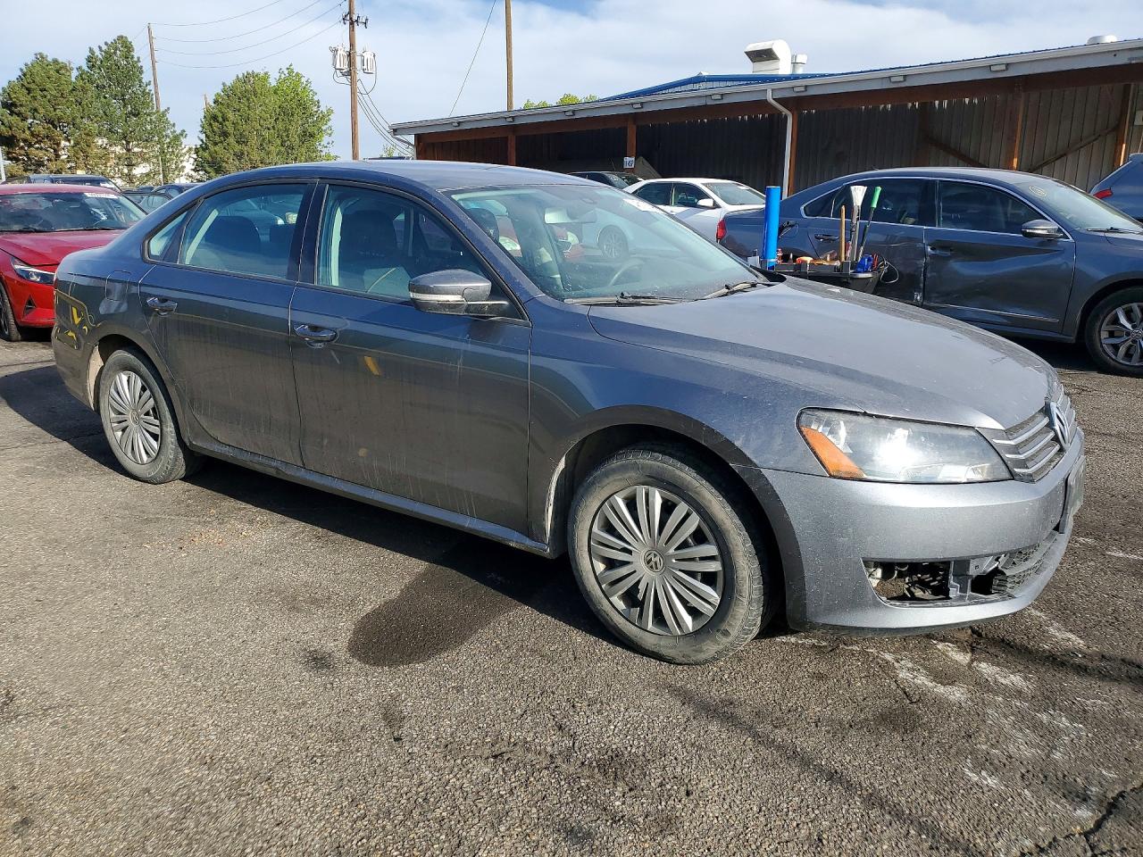 2015 Volkswagen Passat S Gray vin: 1VWAS7A39FC074599