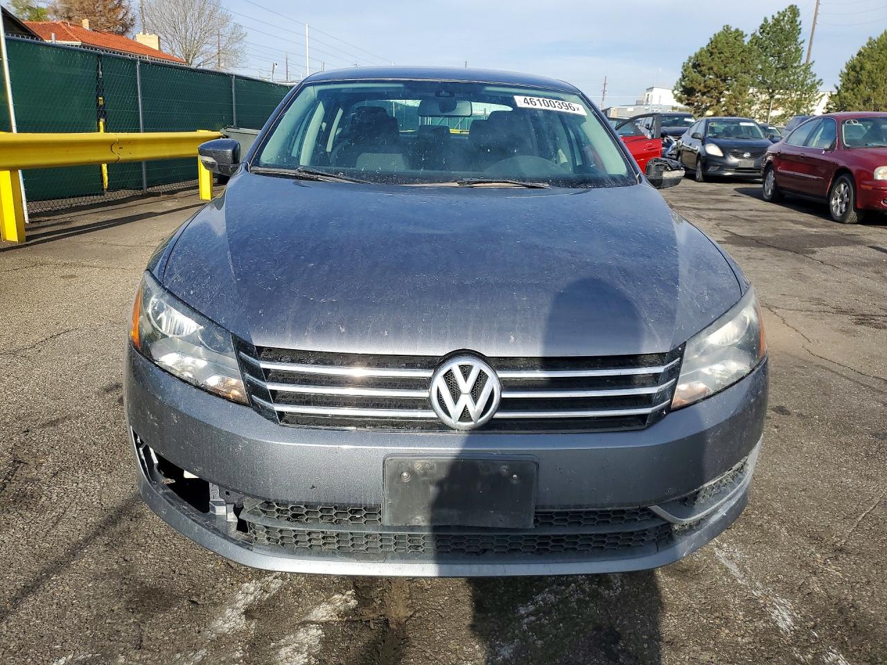 2015 Volkswagen Passat S Gray vin: 1VWAS7A39FC074599