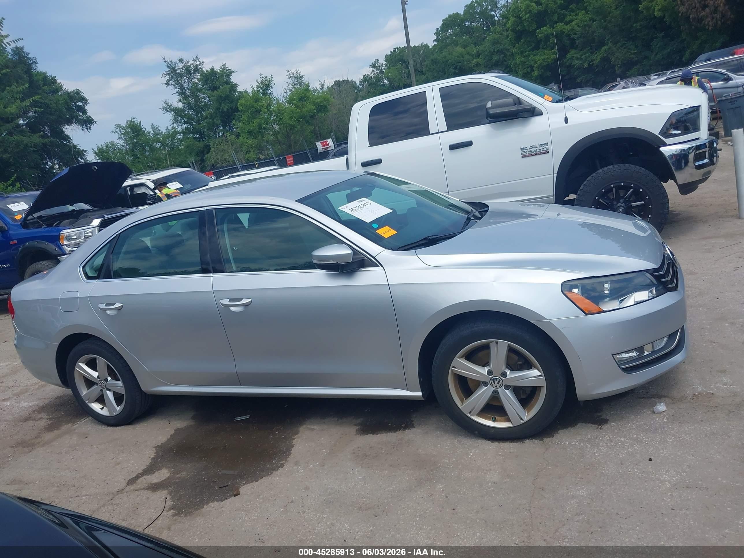 2015 Volkswagen Passat 1.8t Limited Edition Silver vin: 1VWAS7A3XFC079603