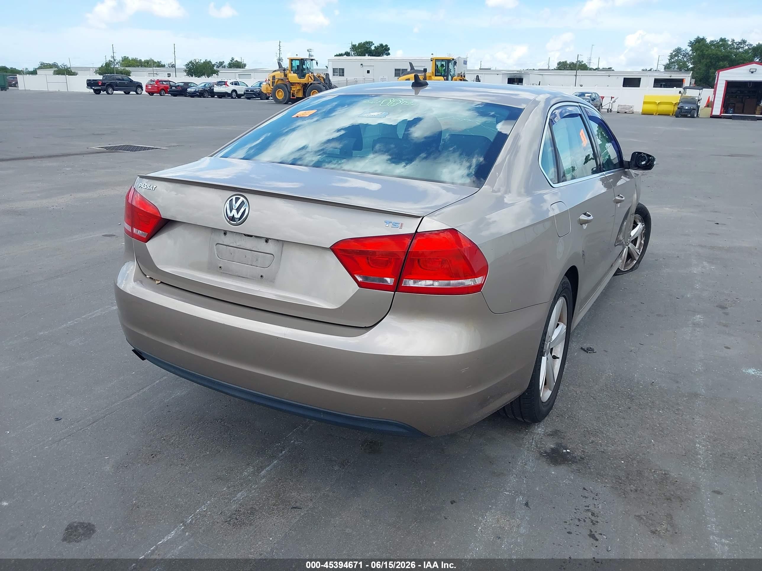 2015 Volkswagen Passat 1.8t Limited Edition Gray vin: 1VWAS7A3XFC079875