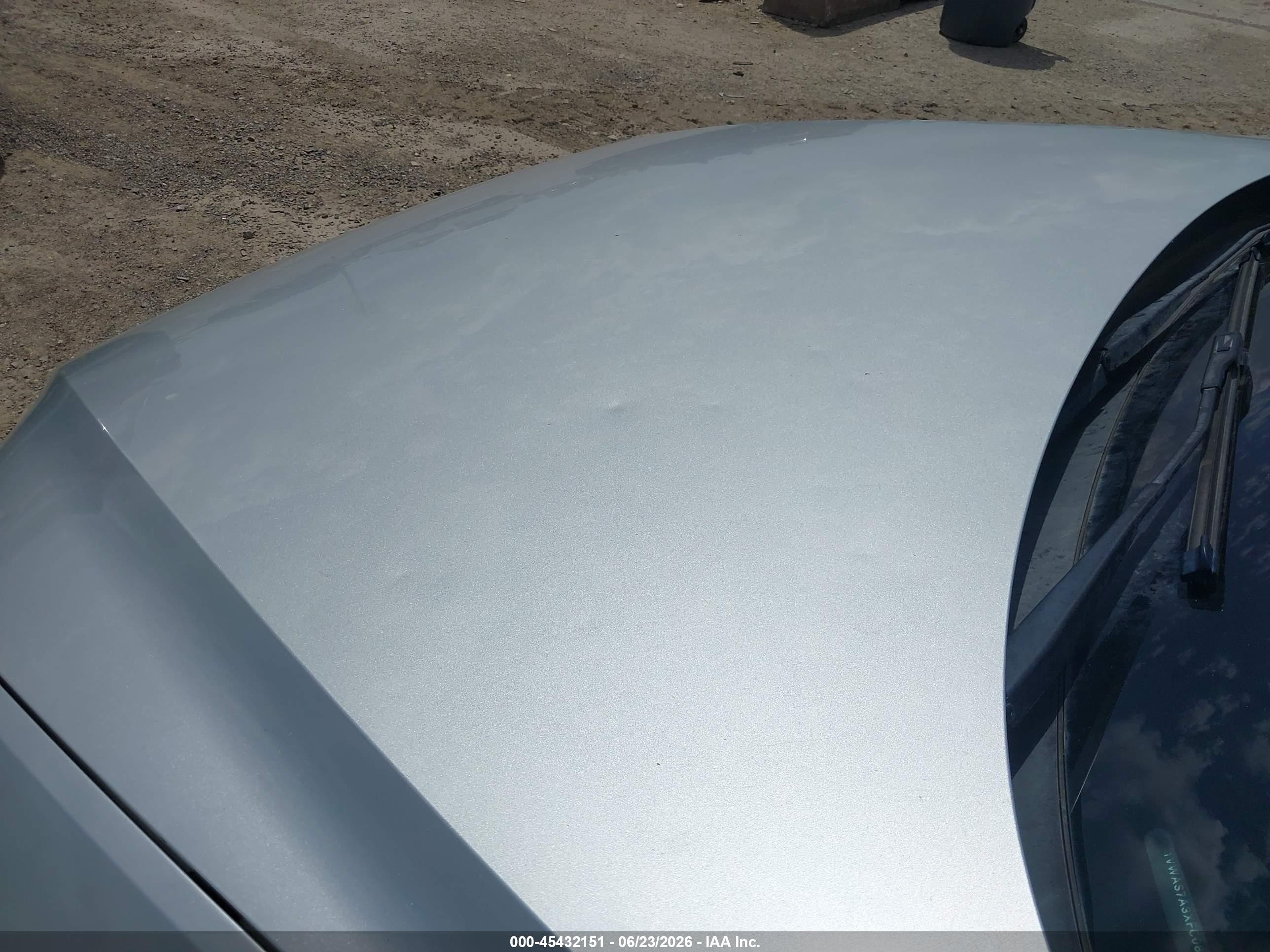2015 Volkswagen Passat 1.8t Limited Edition Серебряный vin: 1VWAS7A3XFC082310