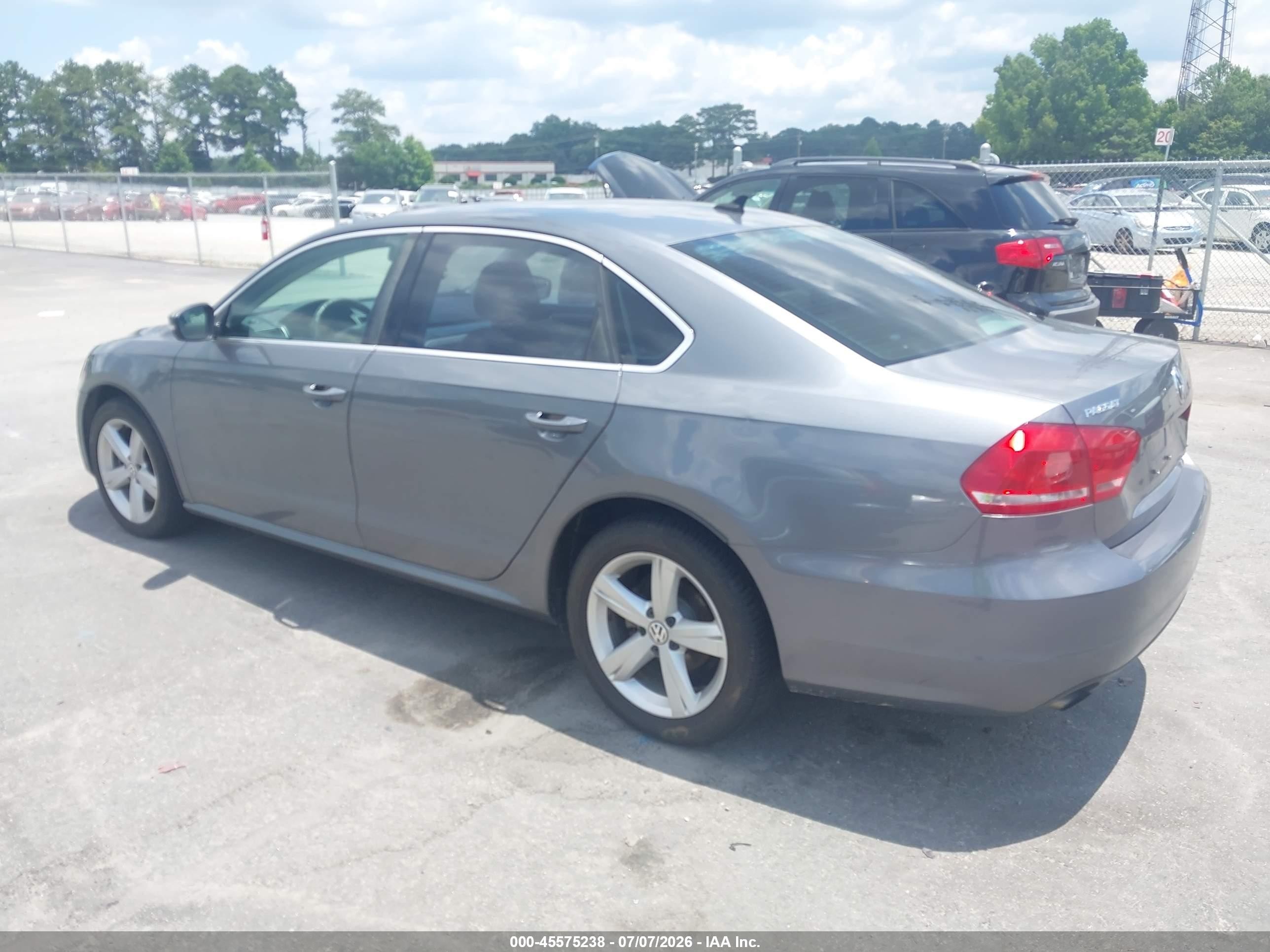2015 Volkswagen Passat 1.8t Limited Edition Gray vin: 1VWAS7A3XFC110297