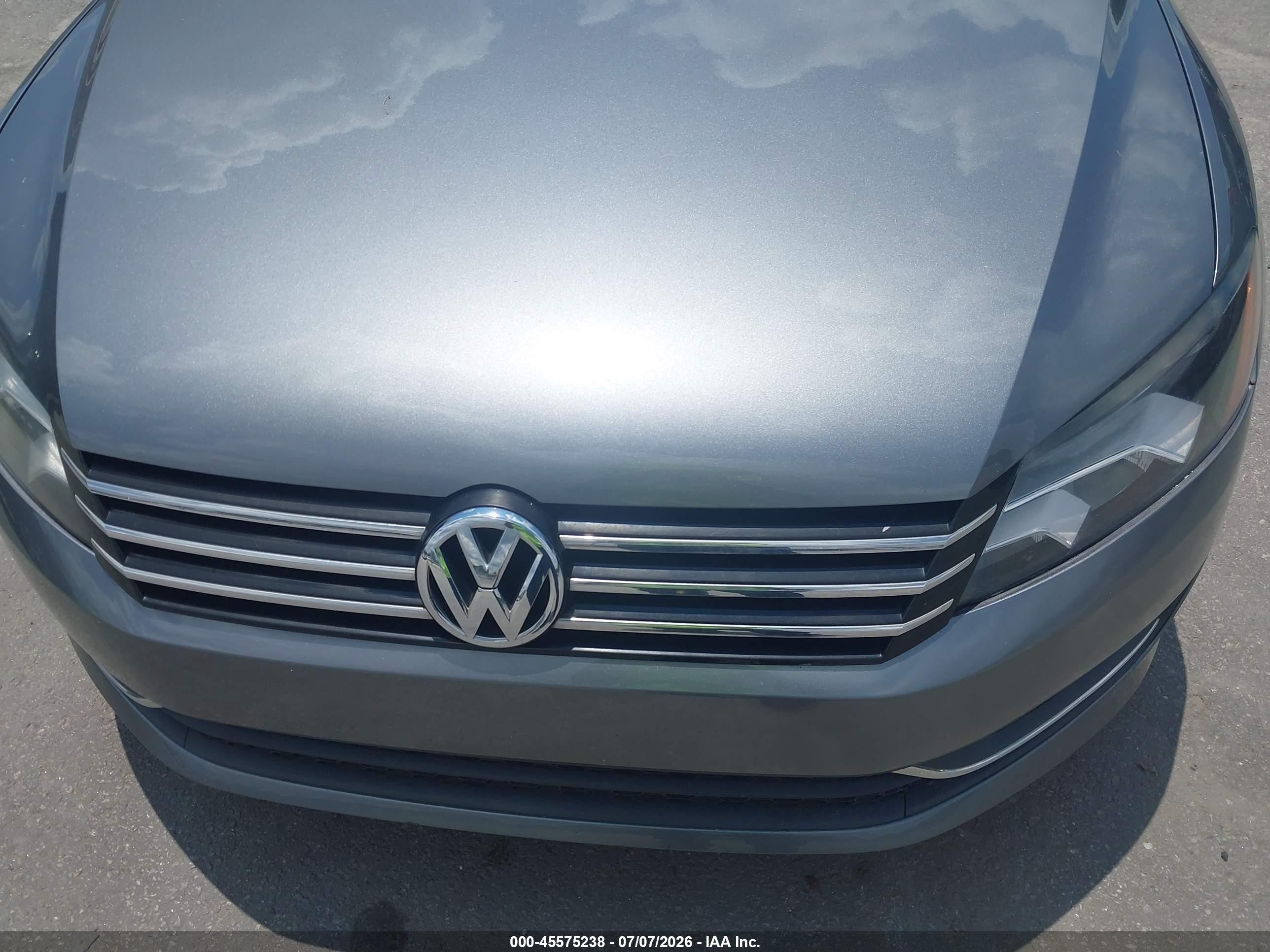 2015 Volkswagen Passat 1.8t Limited Edition Gray vin: 1VWAS7A3XFC110297