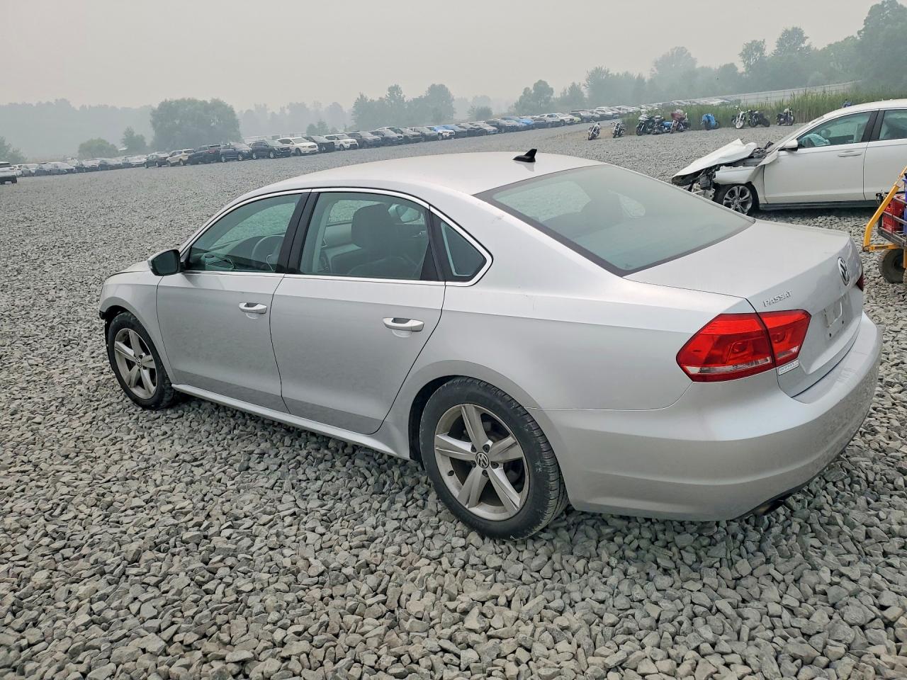 2015 Volkswagen Passat S Silver vin: 1VWAS7A3XFC122000