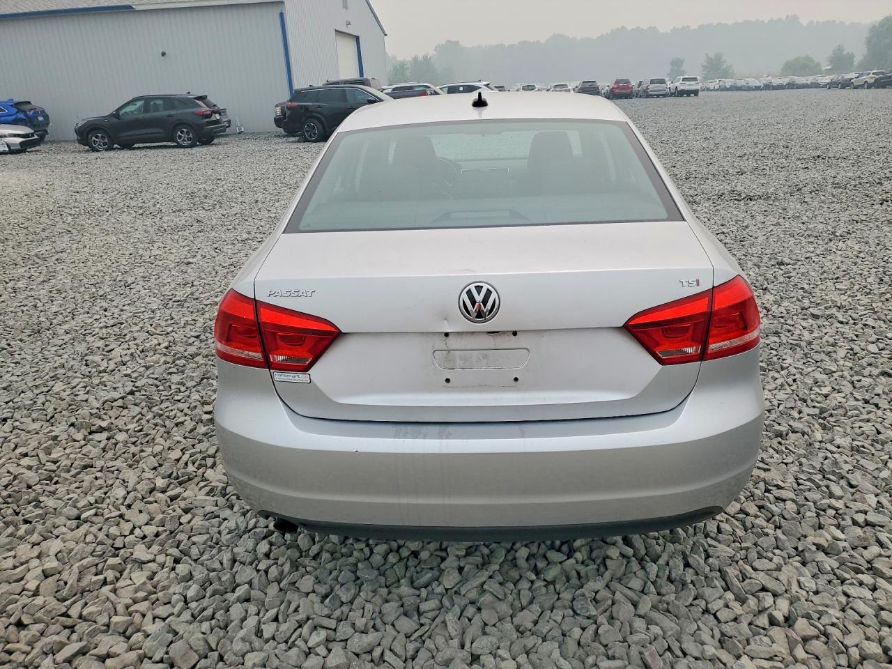 2015 Volkswagen Passat S Silver vin: 1VWAS7A3XFC122000