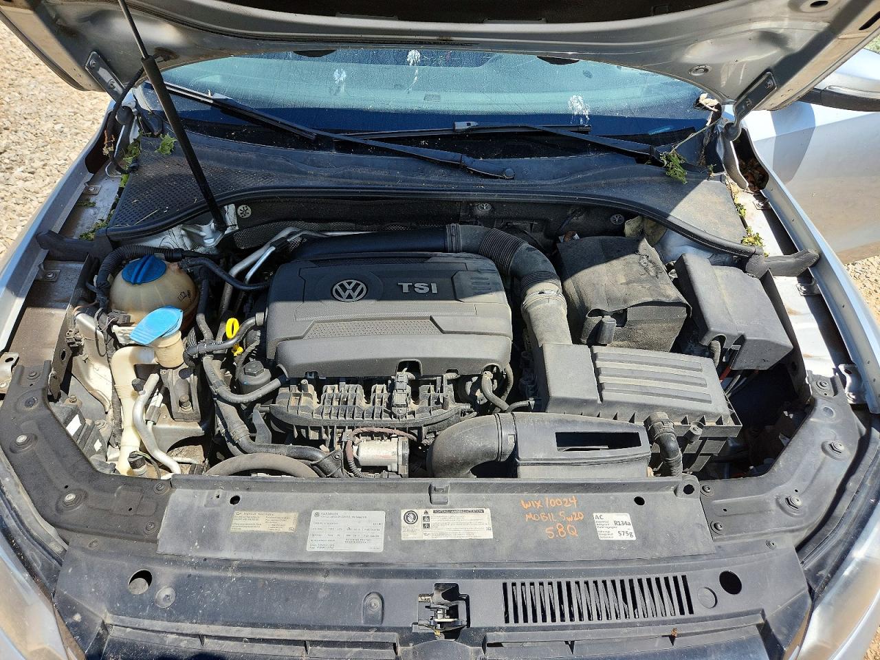 2014 Volkswagen Passat S Silver vin: 1VWAT7A30EC075846