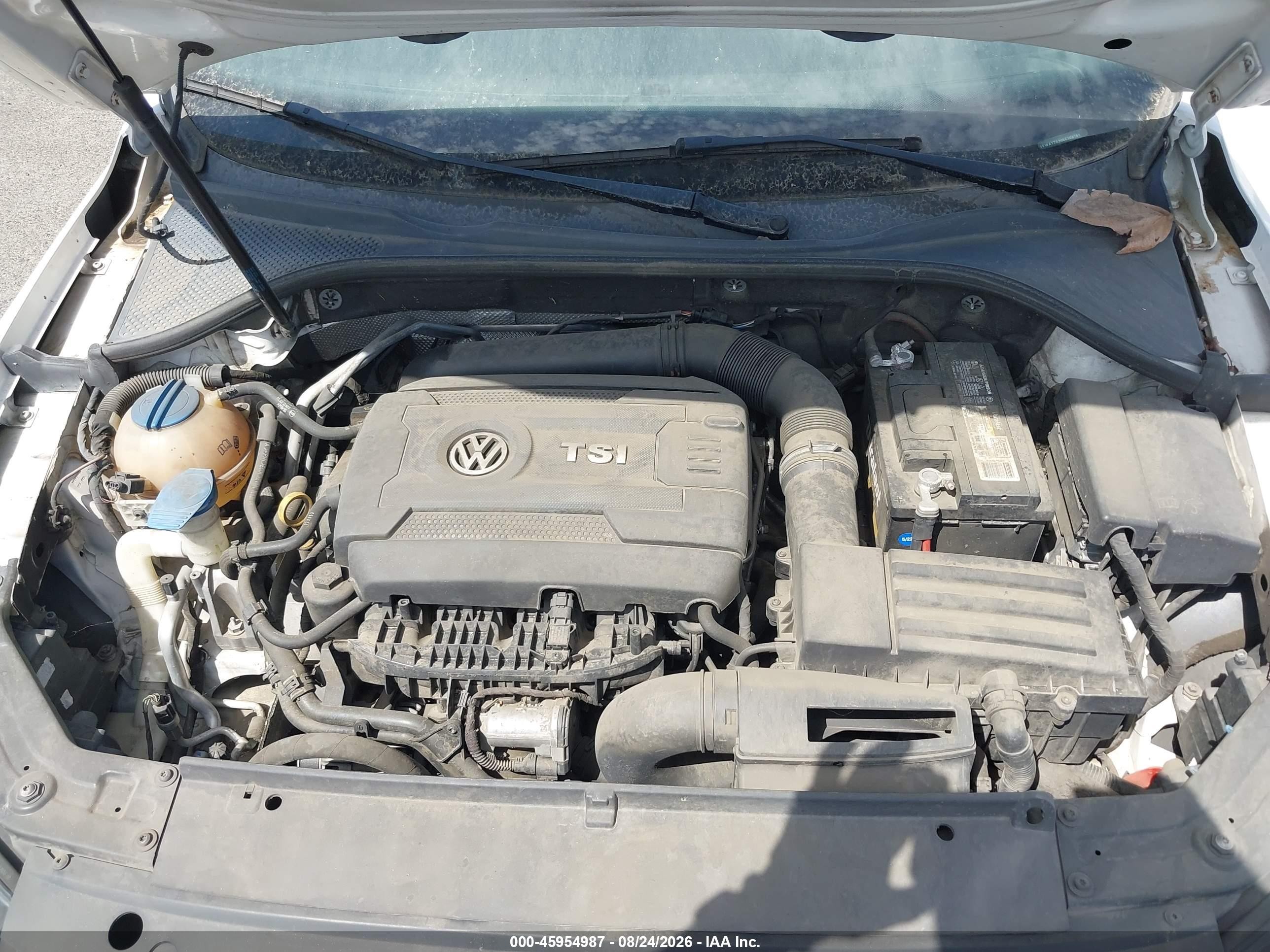 2014 Volkswagen Passat 1.8t S White vin: 1VWAT7A30EC108781