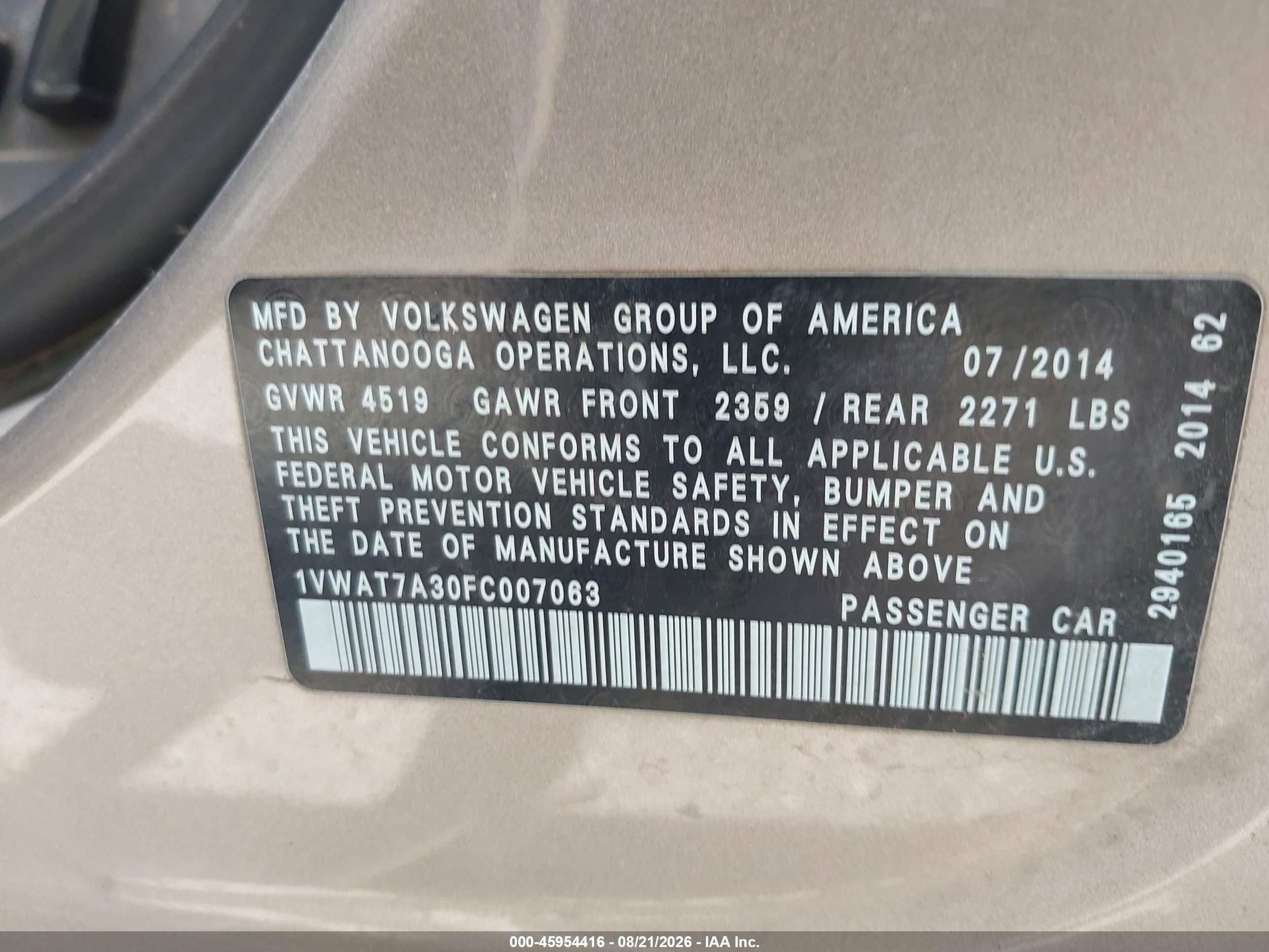 2015 Volkswagen Passat 1.8t Wolfsburg Edition Gold vin: 1VWAT7A30FC007063