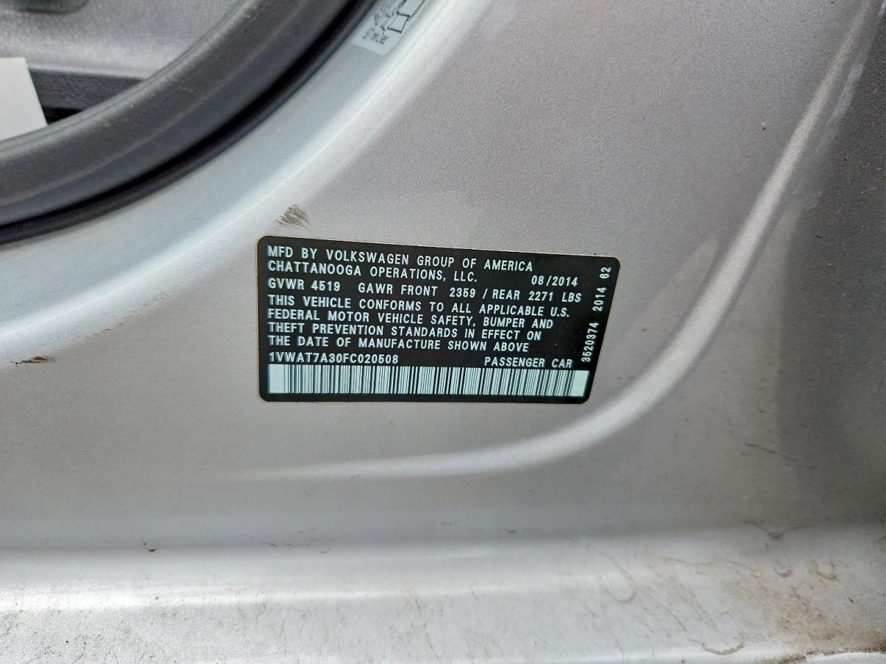 2015 Volkswagen Passat S Серебряный vin: 1VWAT7A30FC020508