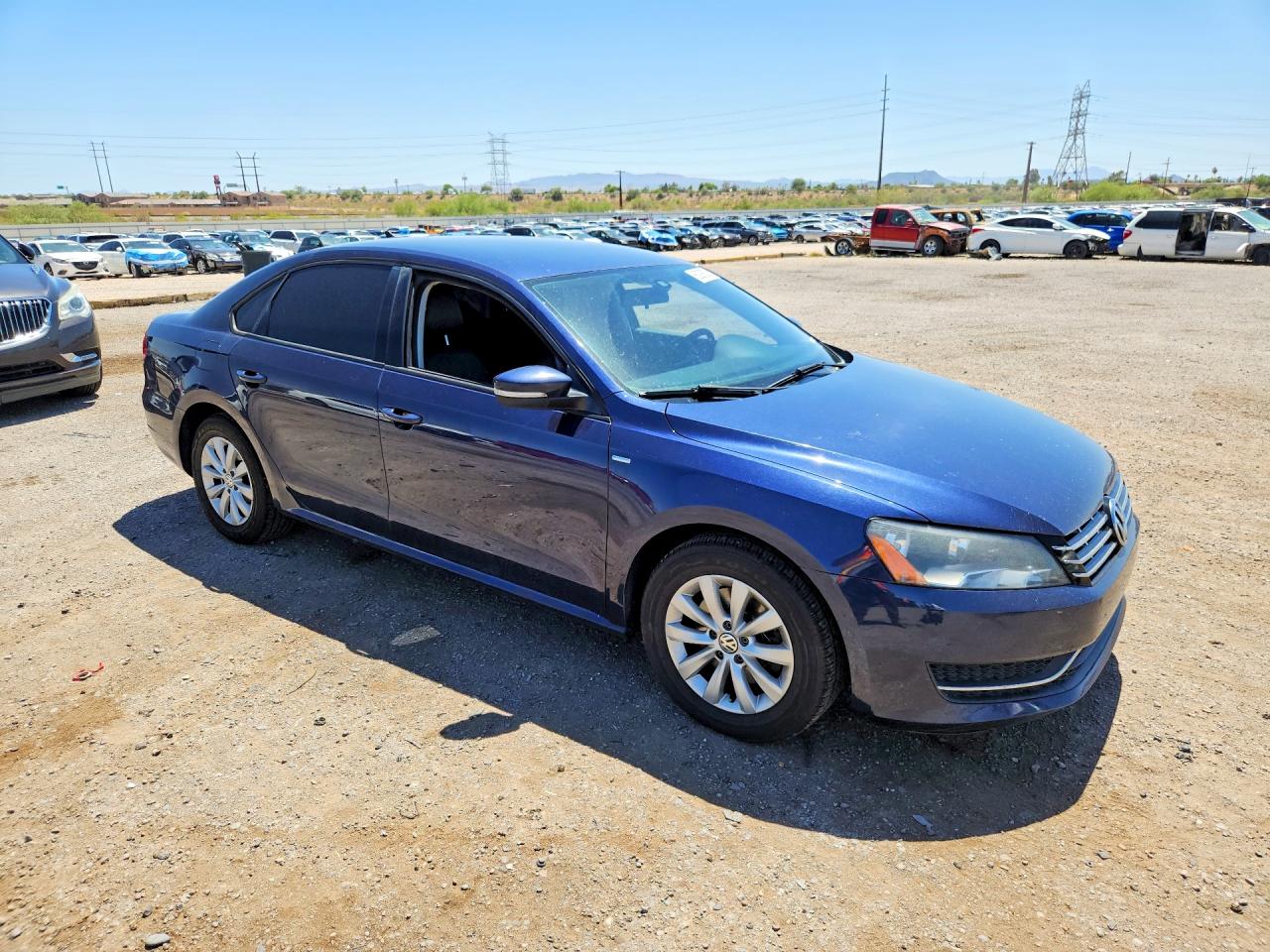 2015 Volkswagen Passat S Синий vin: 1VWAT7A30FC031850