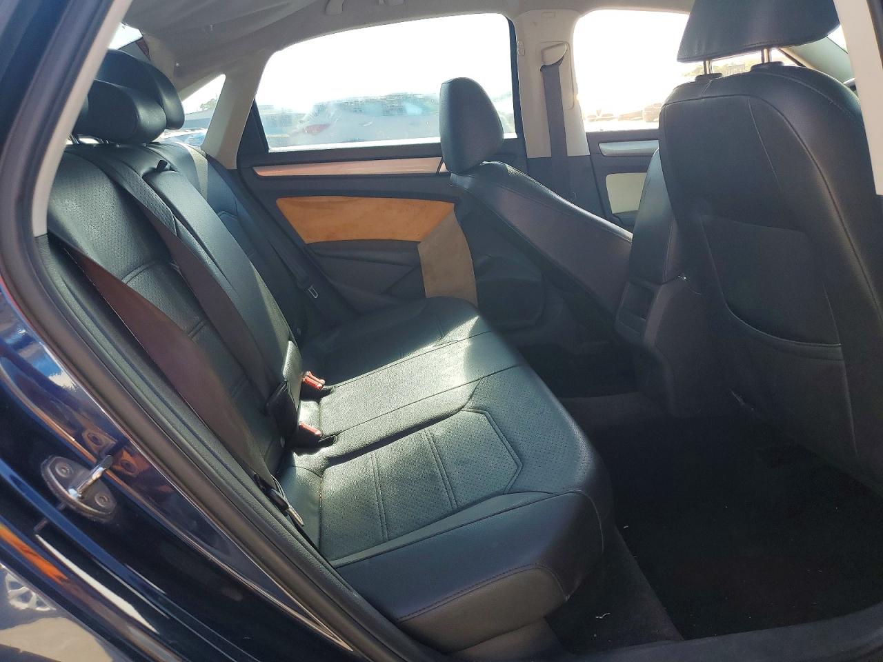 2015 Volkswagen Passat S Синий vin: 1VWAT7A30FC045425