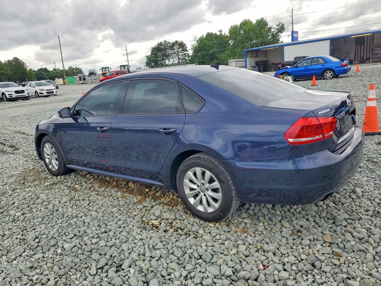 2015 Volkswagen Passat S Blue vin: 1VWAT7A30FC048941