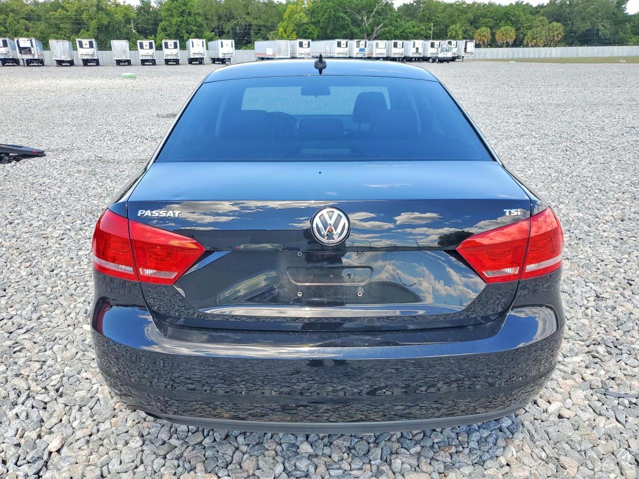 2015 Volkswagen Passat S Black vin: 1VWAT7A30FC097623