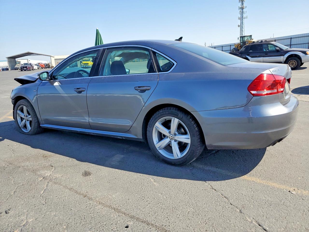 2015 Volkswagen Passat S Charcoal vin: 1VWAT7A30FC117210