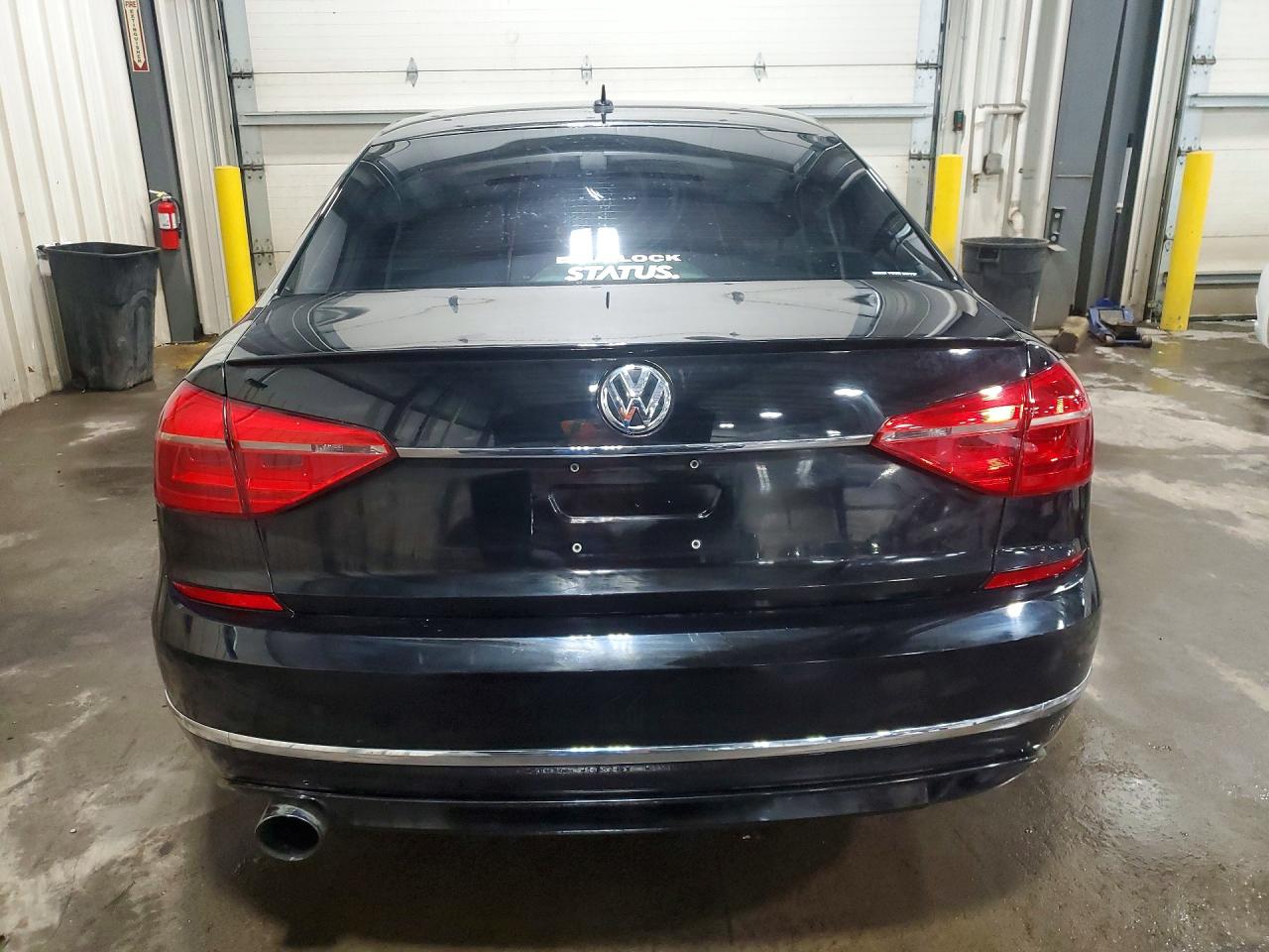 2016 Volkswagen Passat S Black vin: 1VWAT7A30GC064249