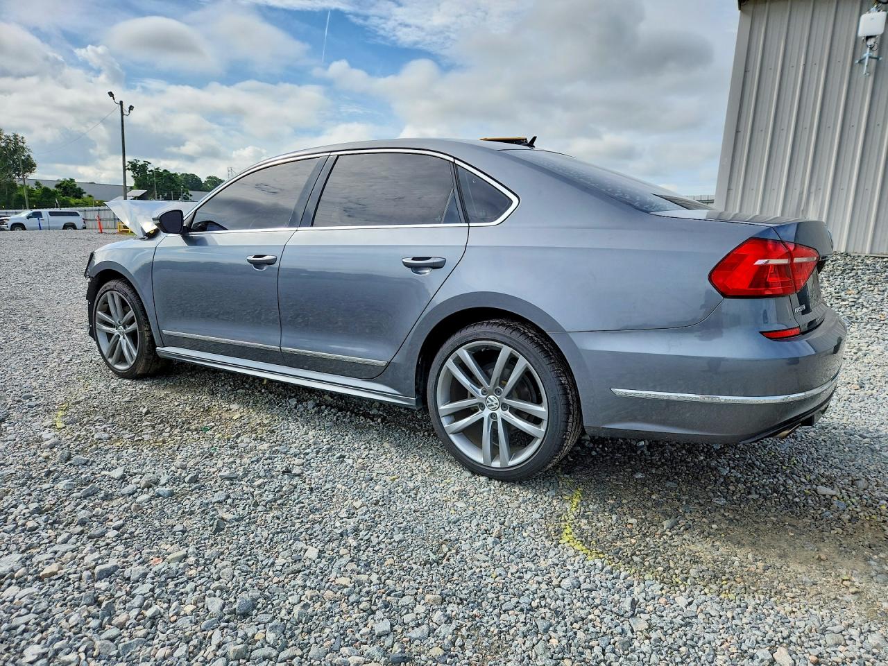 2016 Volkswagen Passat S Серый vin: 1VWAT7A30GC067314