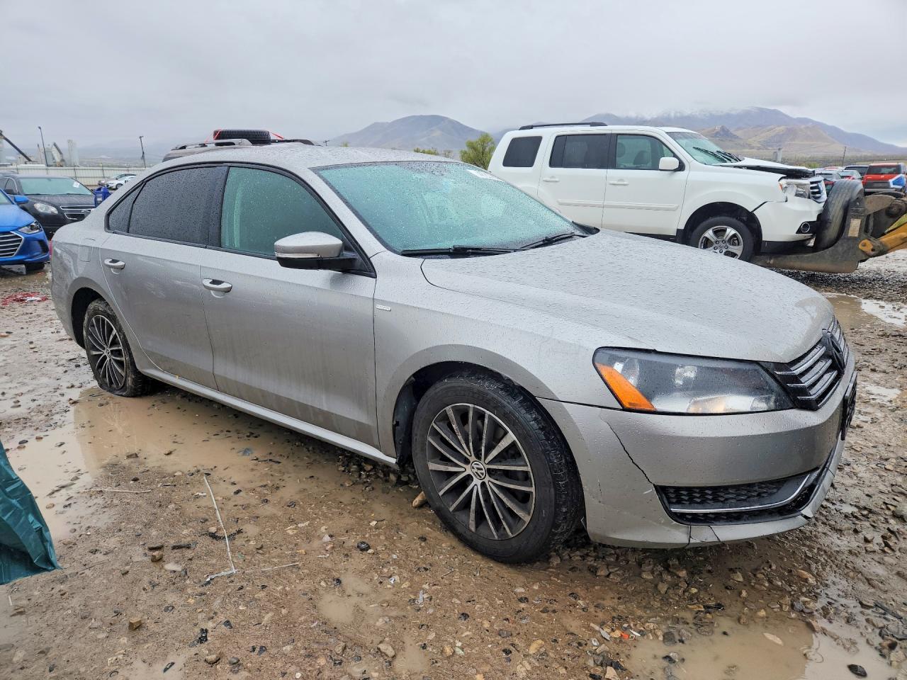 2014 Volkswagen Passat S Silver vin: 1VWAT7A31EC072308