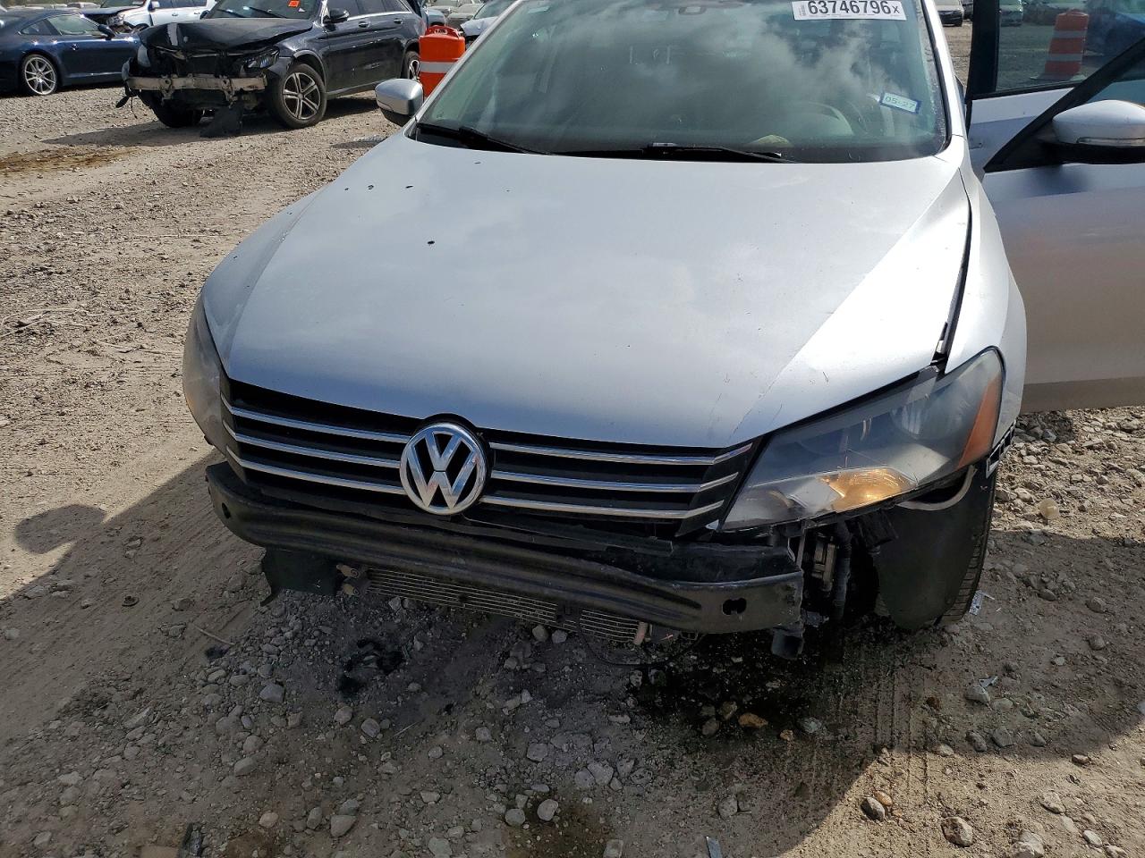 2015 Volkswagen Passat S Silver vin: 1VWAT7A31FC002731