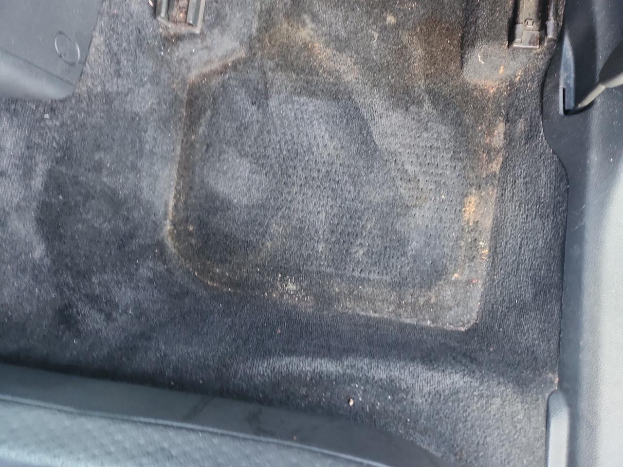 2015 Volkswagen Passat S Желто-коричневый vin: 1VWAT7A31FC006827 Damage: Right Rear Carpet, Stained, Permanent