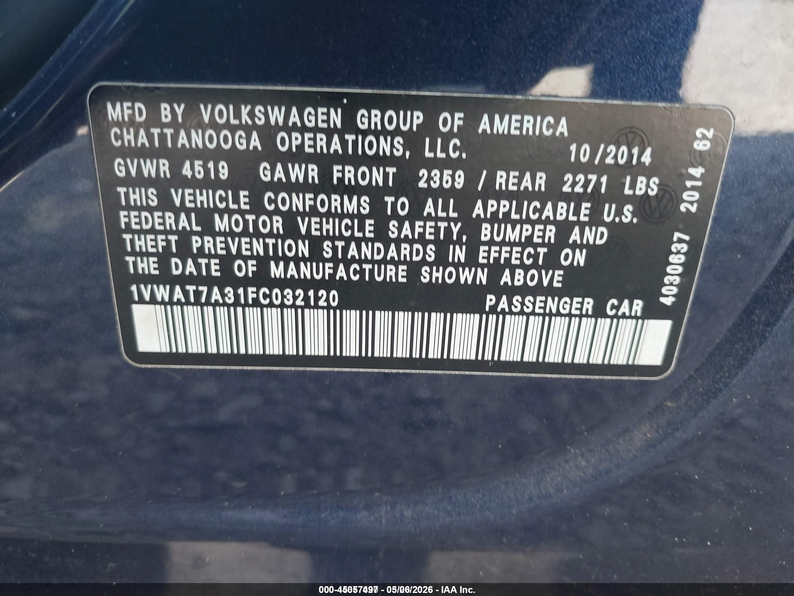 2015 Volkswagen Passat 1.8t Wolfsburg Edition Blue vin: 1VWAT7A31FC032120