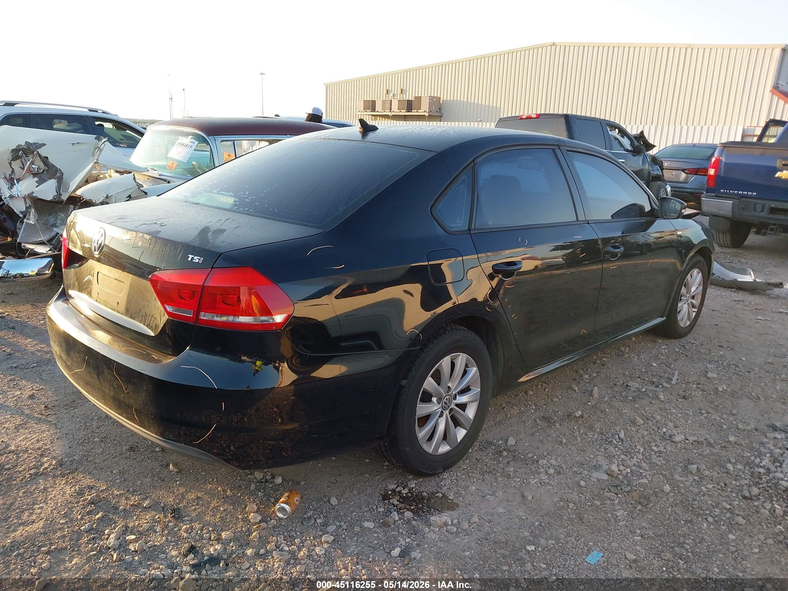 2015 Volkswagen Passat 1.8t Wolfsburg Edition Black vin: 1VWAT7A31FC035101