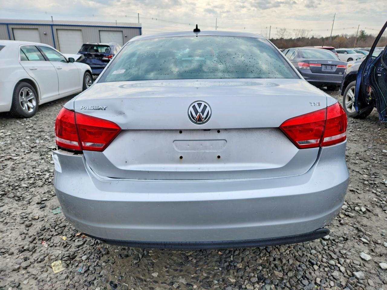 2015 Volkswagen Passat S Silver vin: 1VWAT7A31FC087912