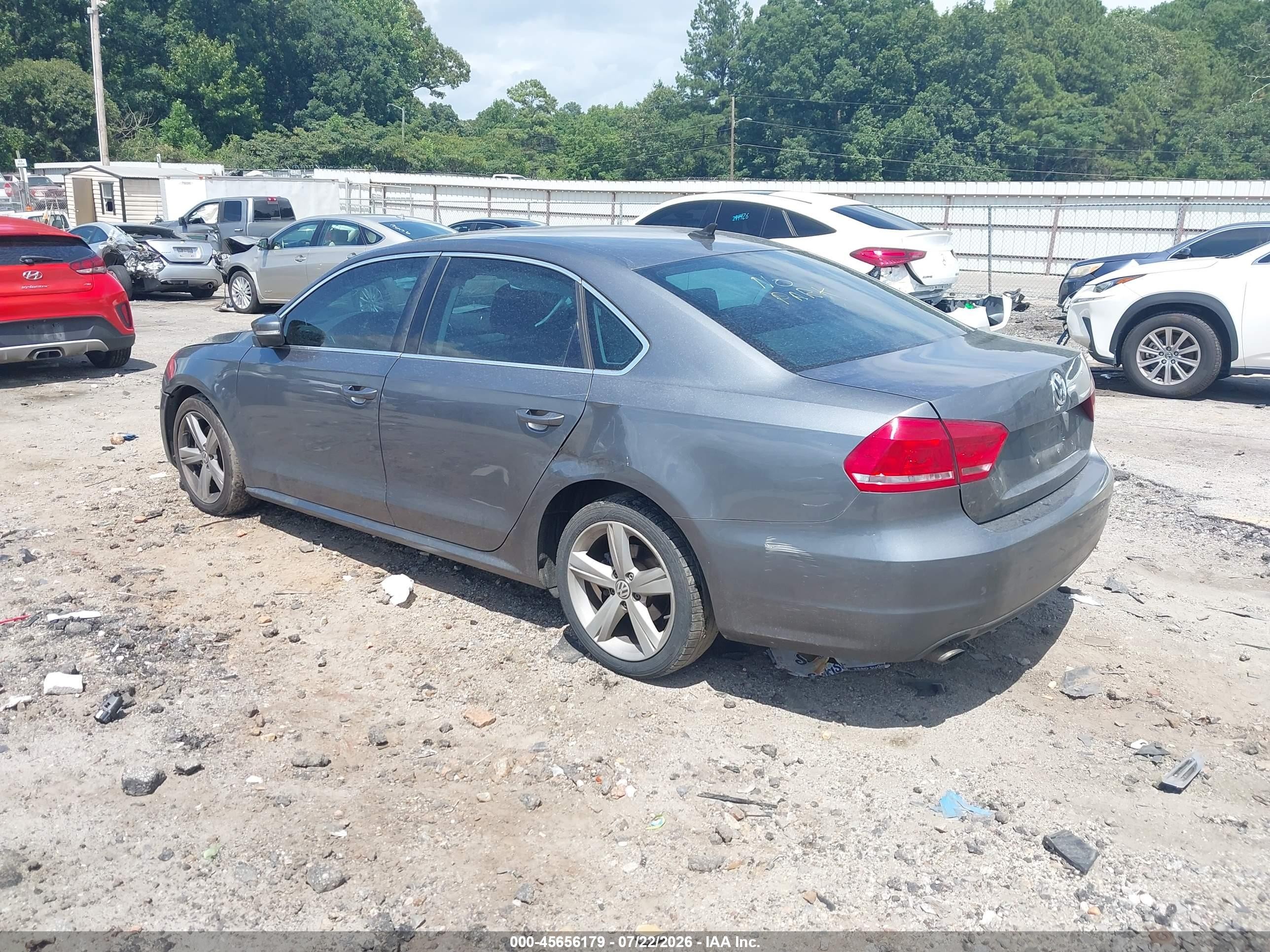 2015 Volkswagen Passat 1.8t Limited Edition Gray vin: 1VWAT7A31FC089188