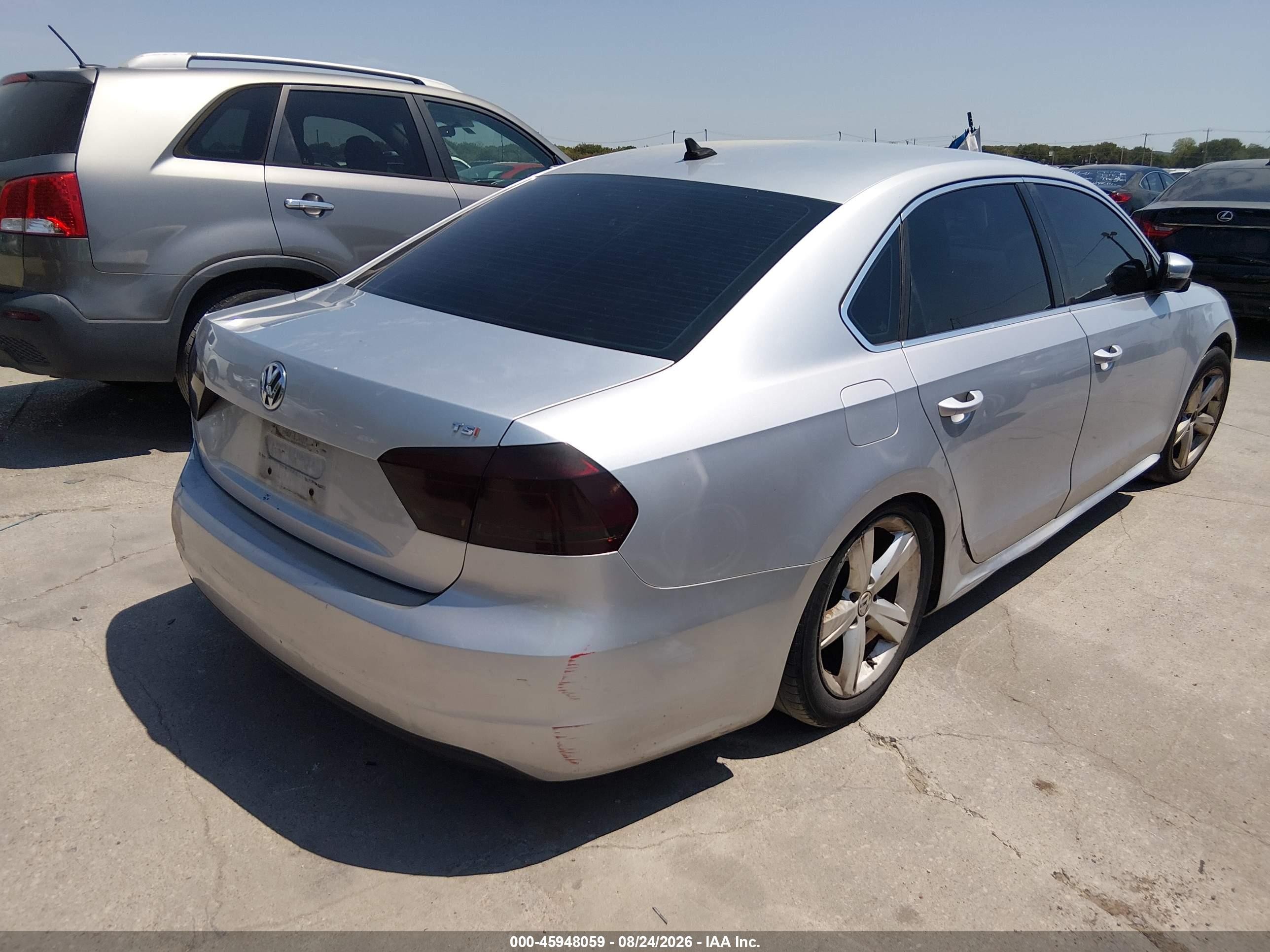 2015 Volkswagen Passat 1.8t Limited Edition Silver vin: 1VWAT7A31FC089482