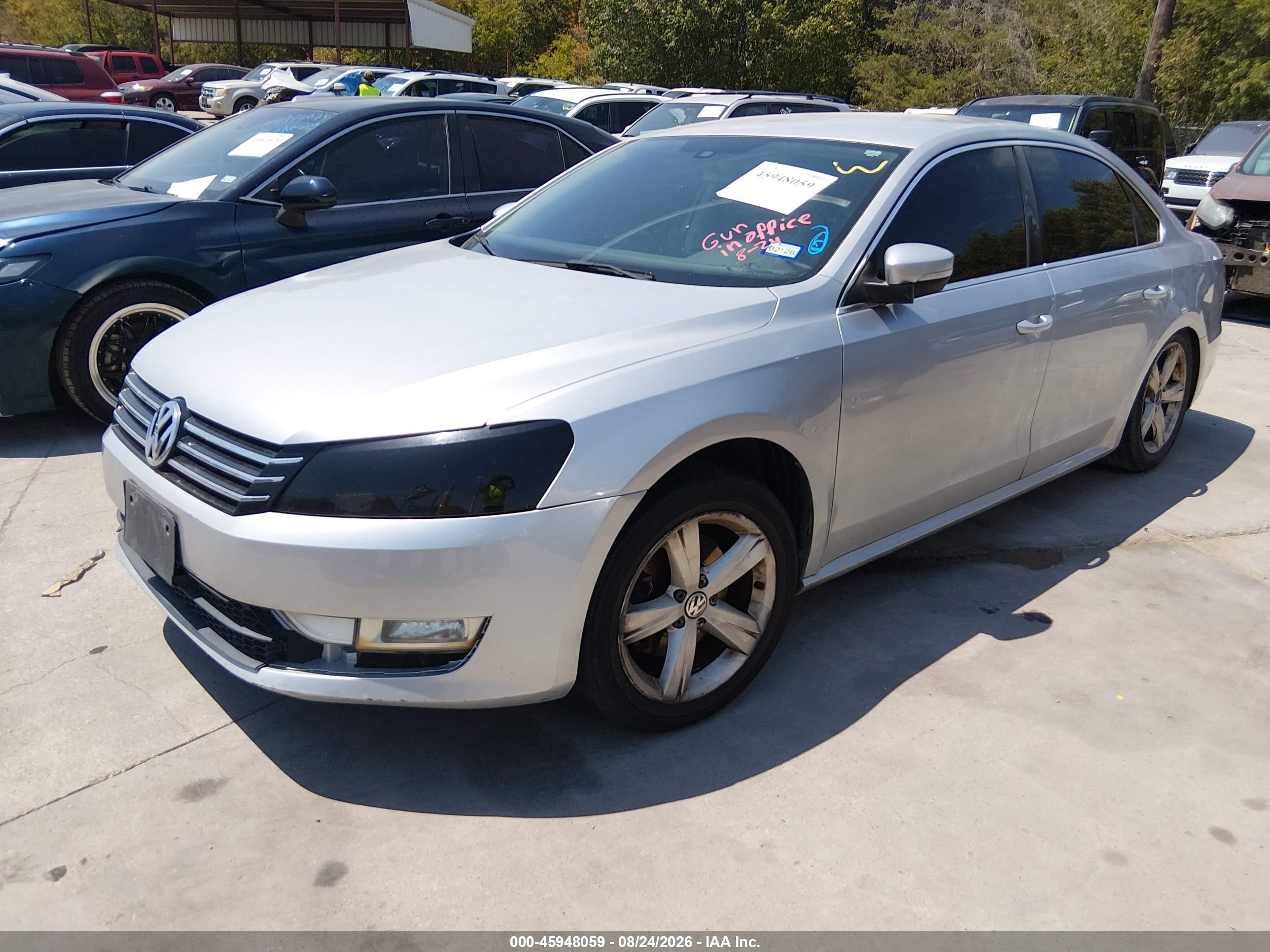 2015 Volkswagen Passat 1.8t Limited Edition Silver vin: 1VWAT7A31FC089482